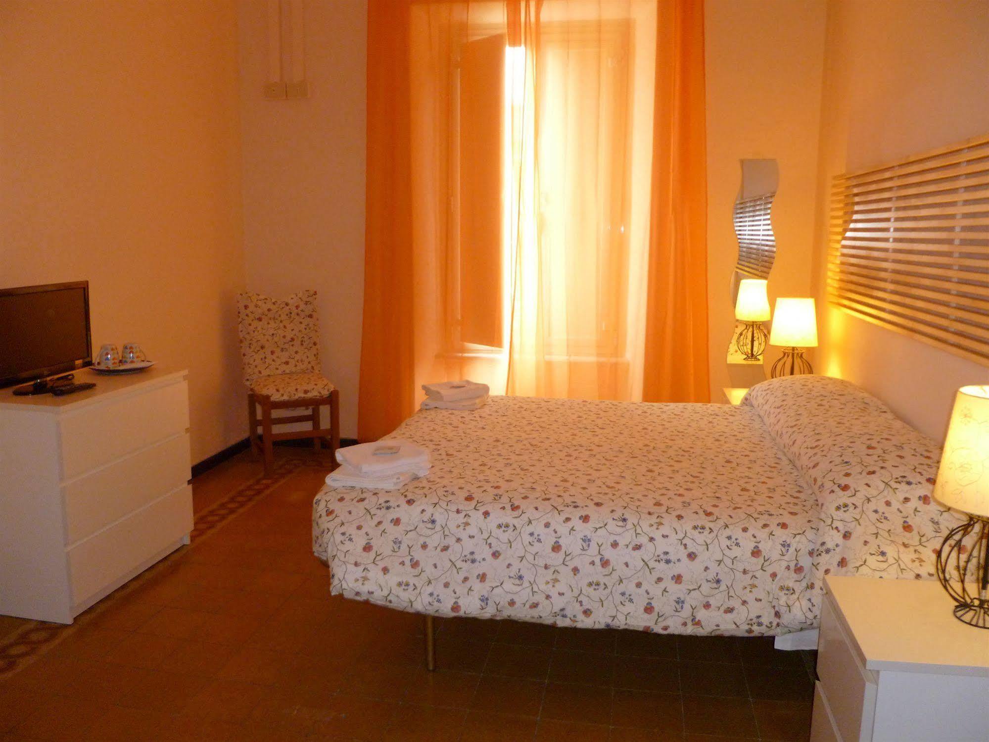 Carlo Alberto House Acomodação com café da manhã  Roma