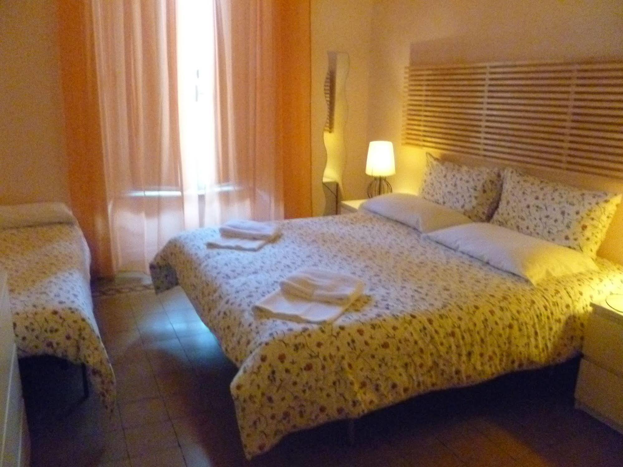 Carlo Alberto House Acomodação com café da manhã  Roma