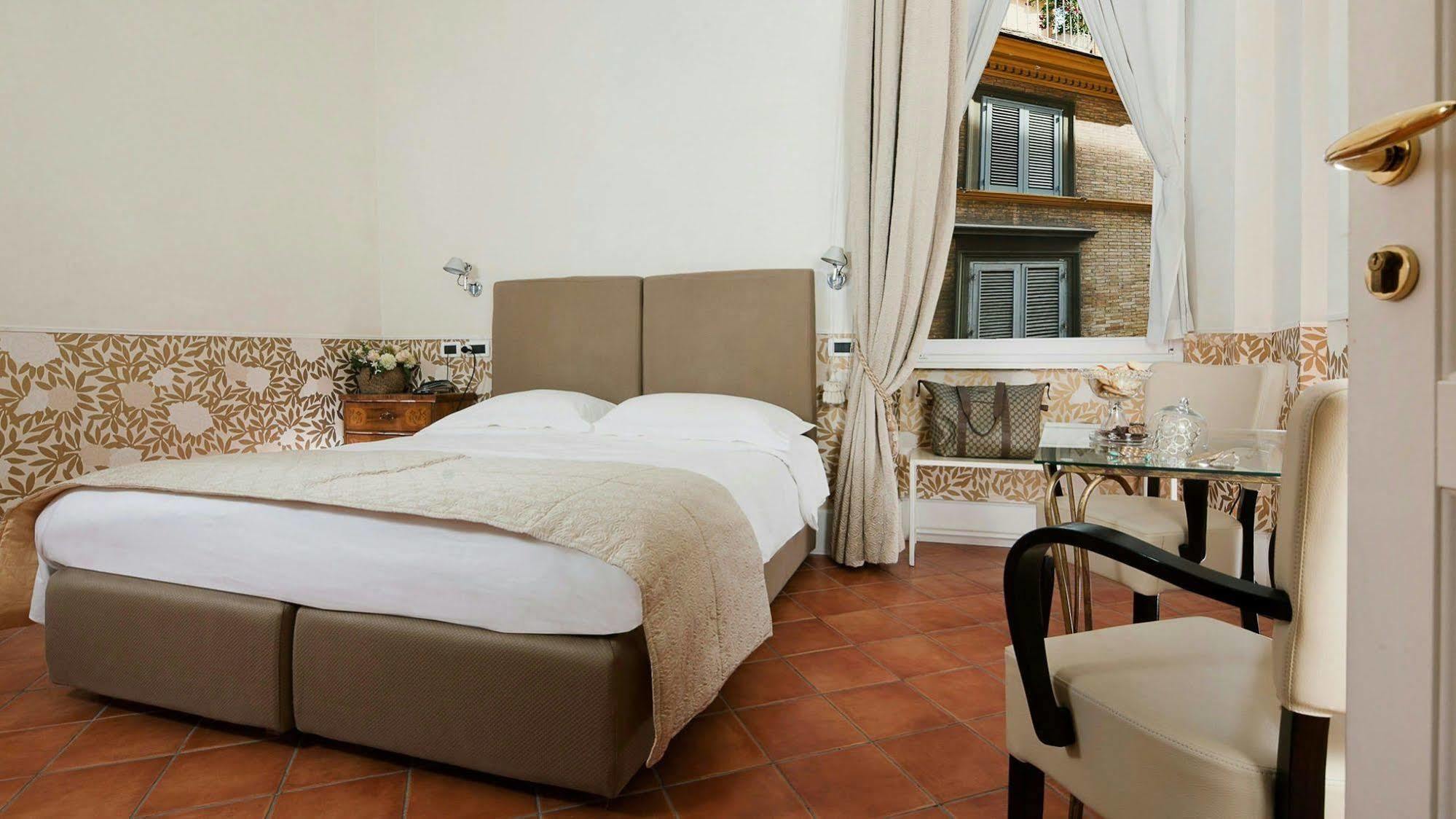 Bed & Breakfast Caesar House Residenze Romane 3*