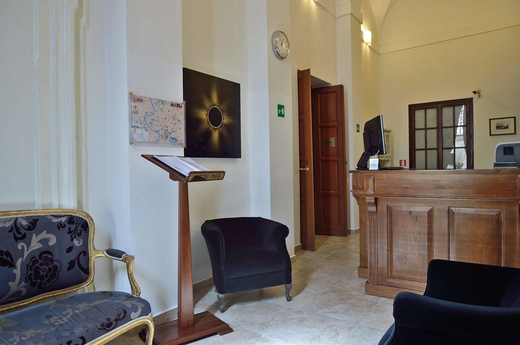 Le Clarisse Pantheon Roma