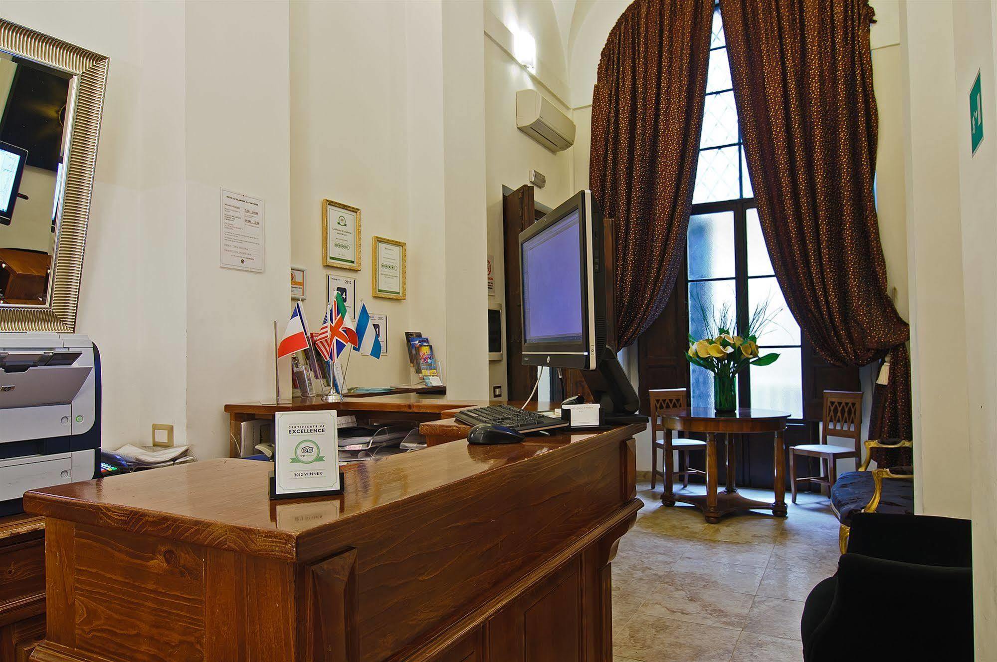 Le Clarisse Pantheon Hotel
