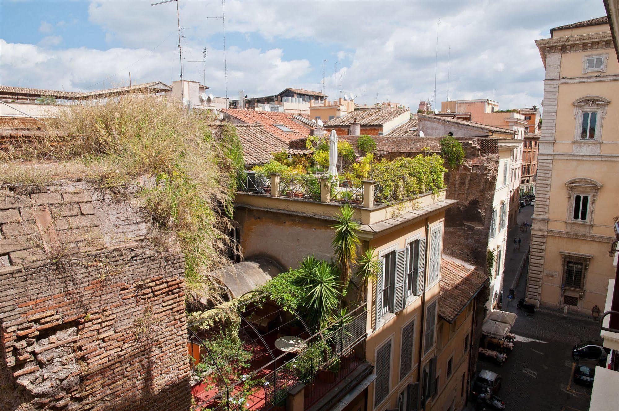 Le Clarisse Pantheon Hotel