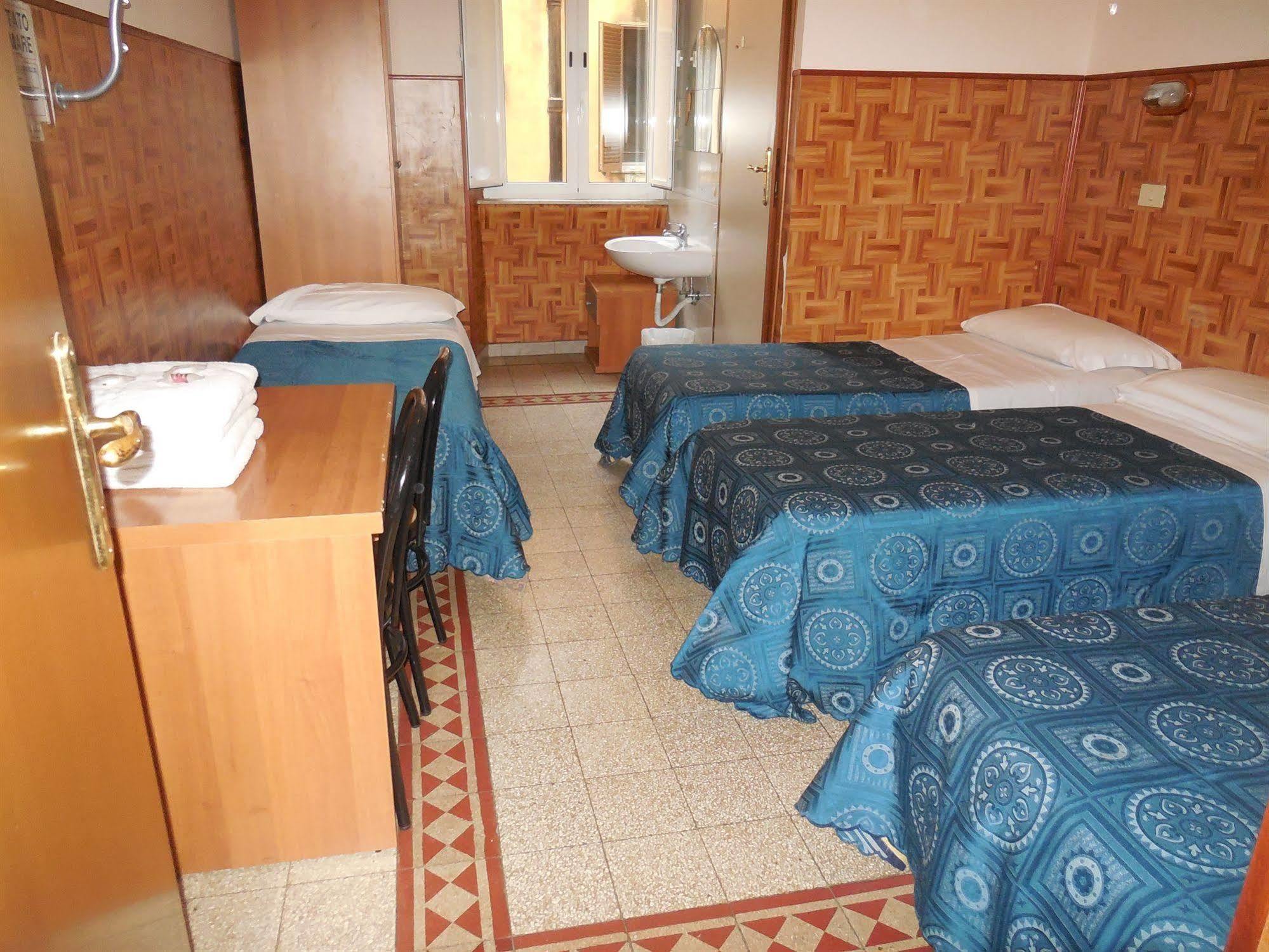 Cressy Hotel