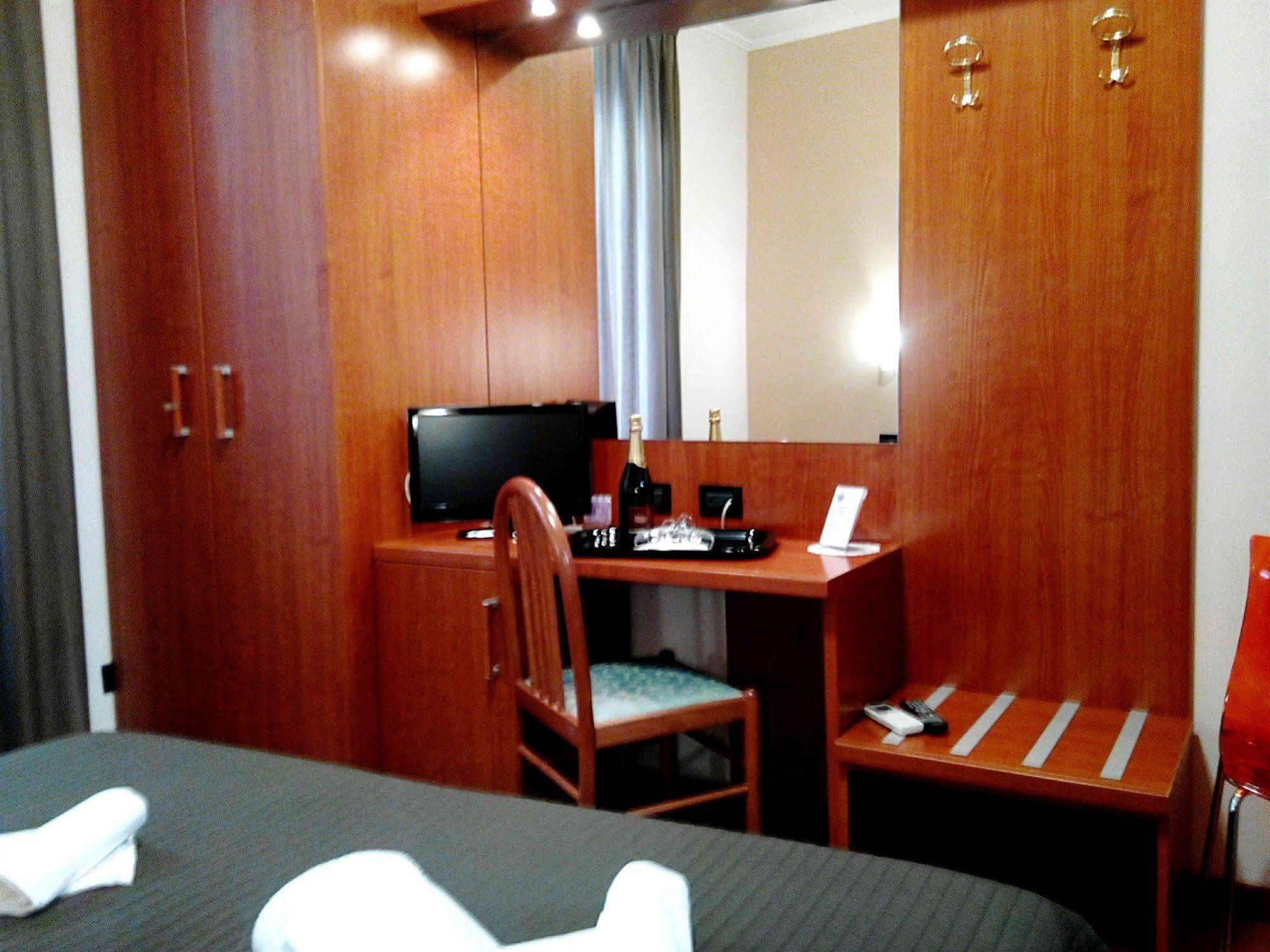 Gasthuis Colosseo Relais 2*