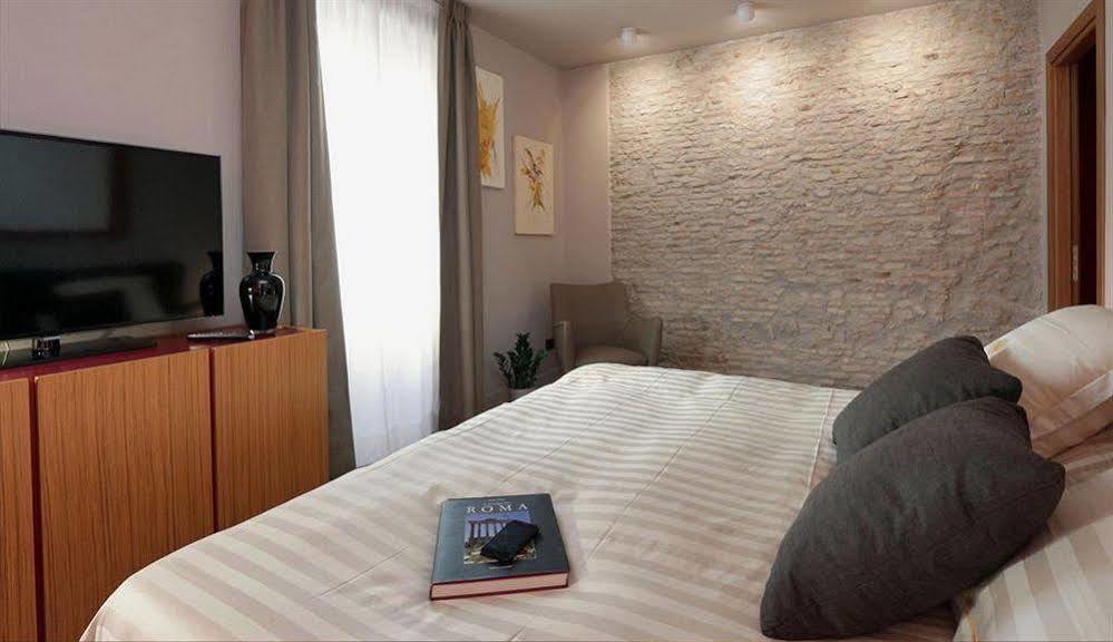 Hotel Down Town - Domus Collection