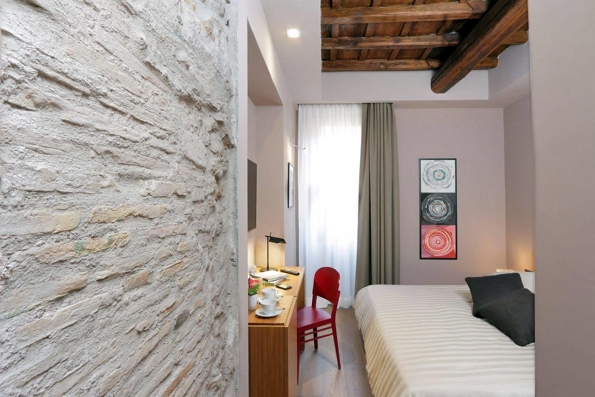 Hotel Down Town - Domus Collection