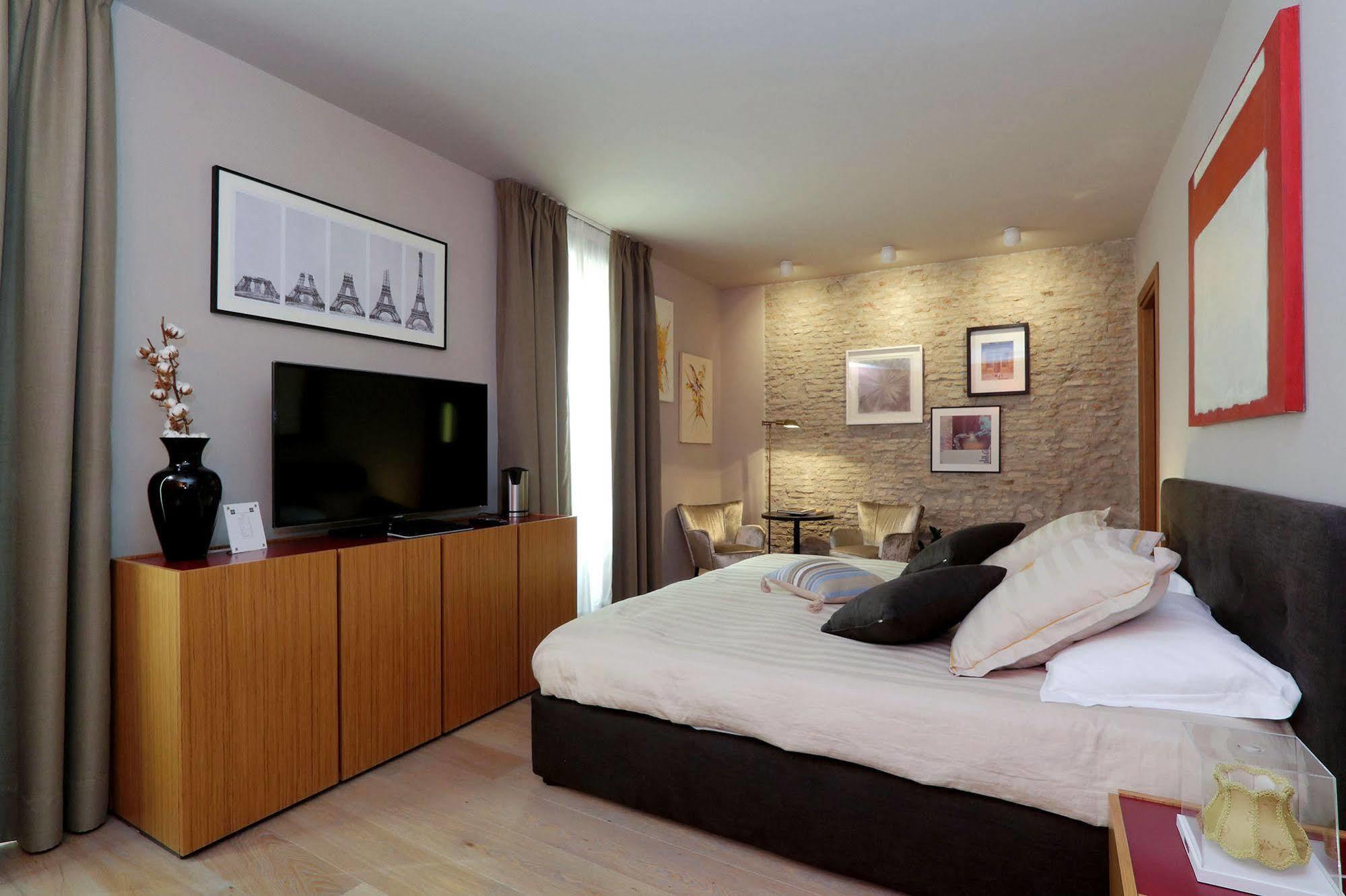 Down Town - Domus Collection Hotel