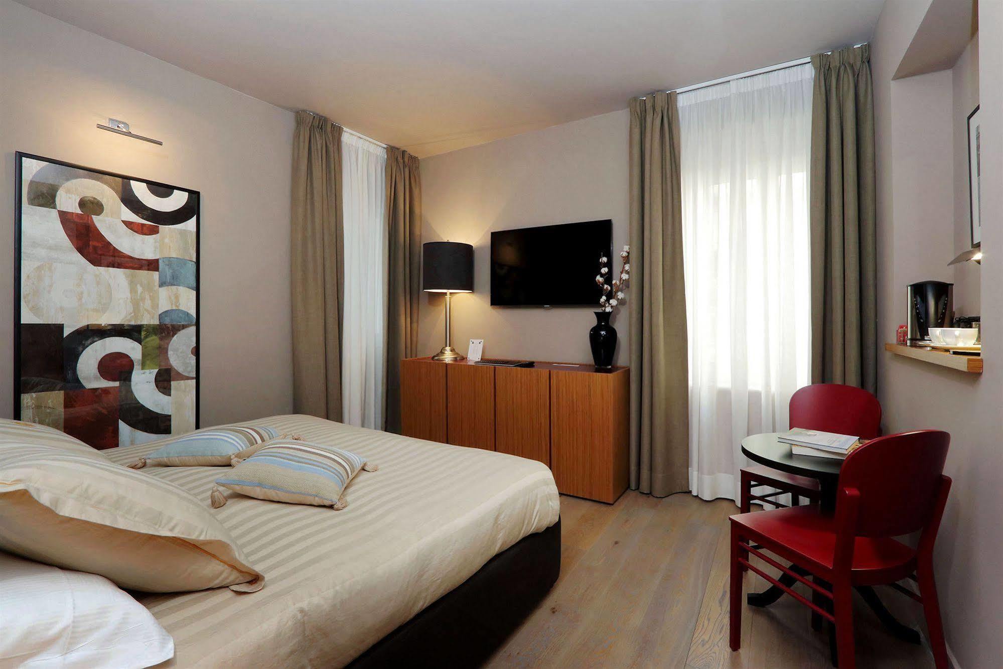 Hotel Down Town - Domus Collection 3*
