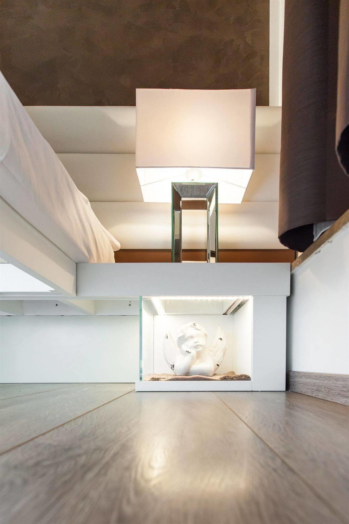 Town House Fontana Di Trevi Bed & Breakfast