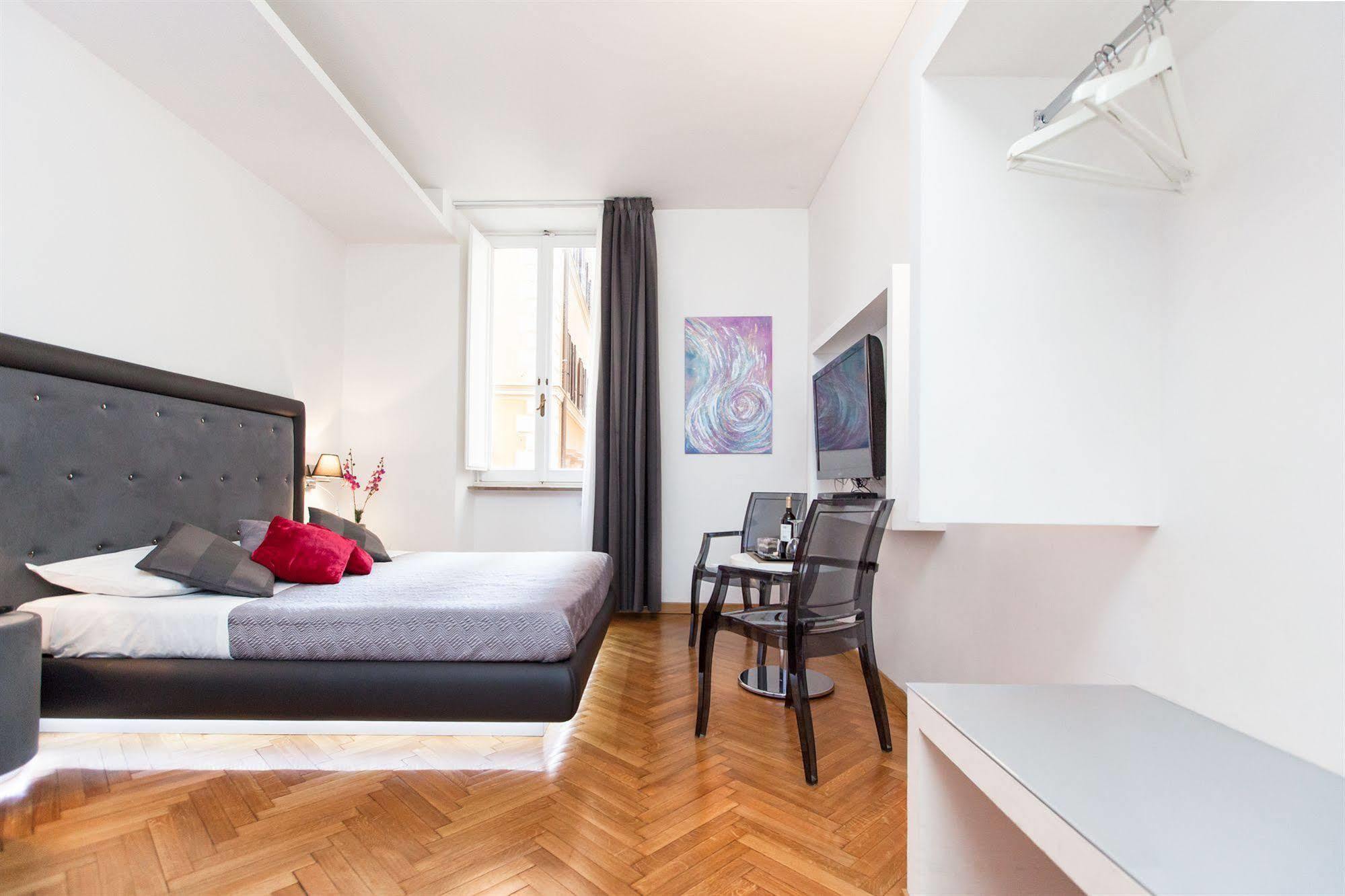Bed & Breakfast Town House Fontana Di Trevi