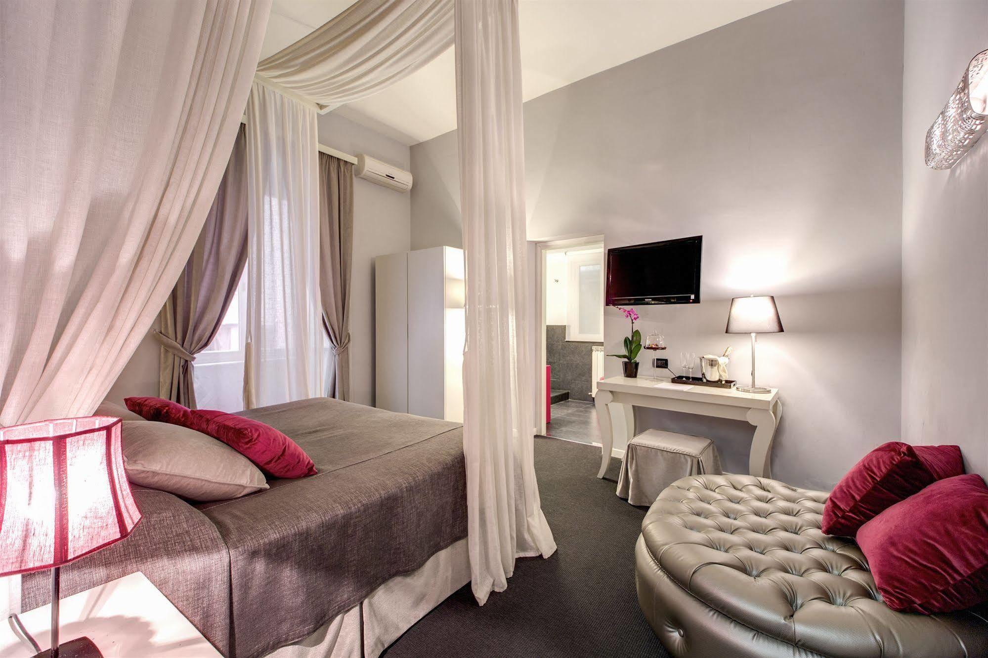 Residenza Bourbon 3*
