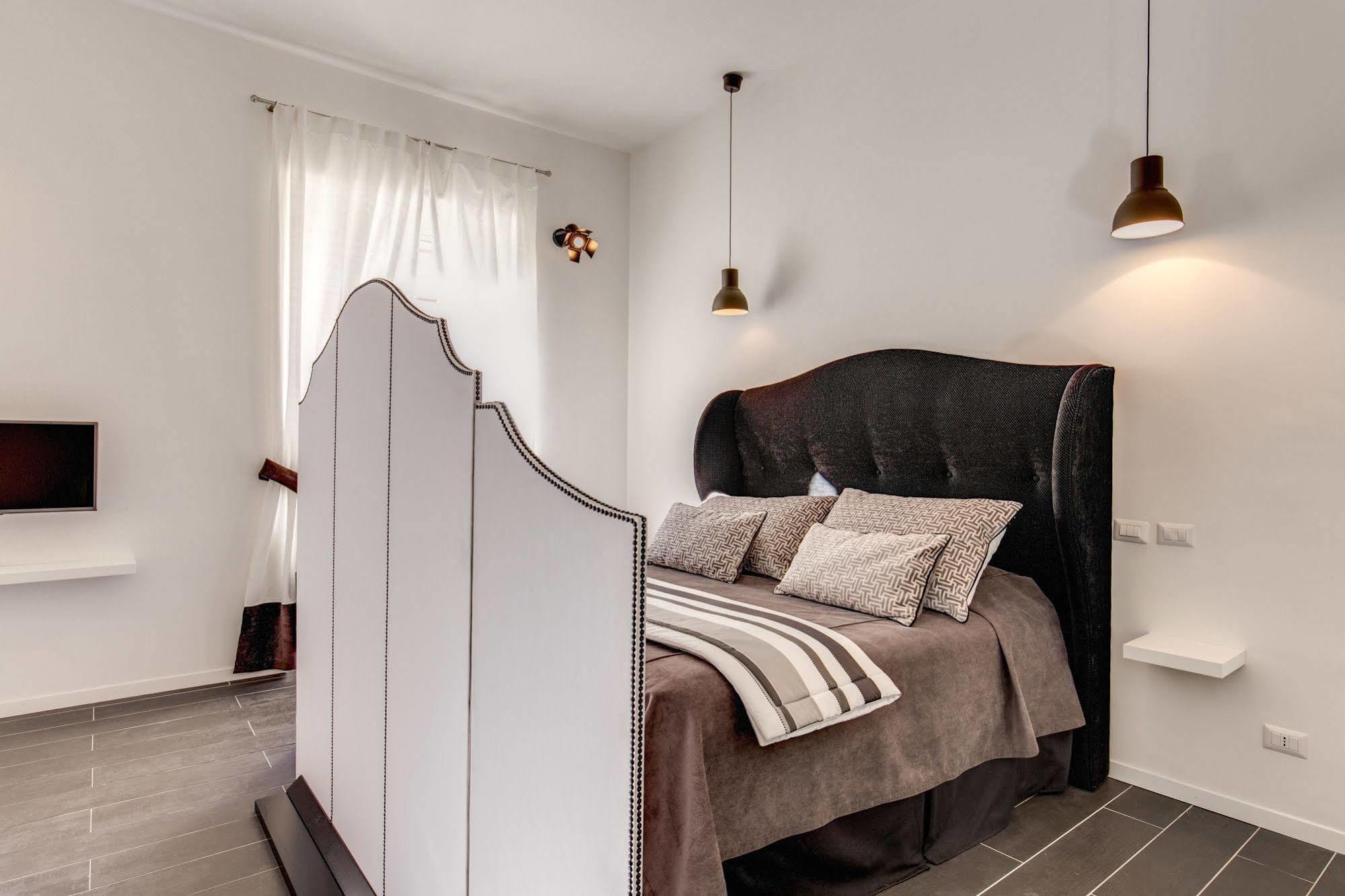 Residenza Bourbon Gasthuis 3*