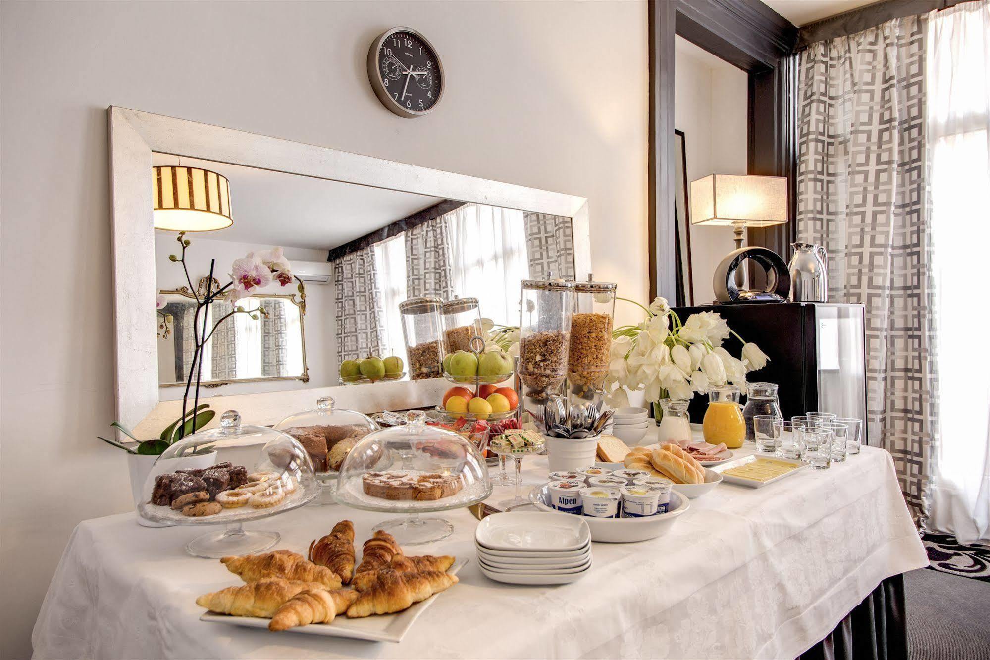 Residenza Bourbon Rome
