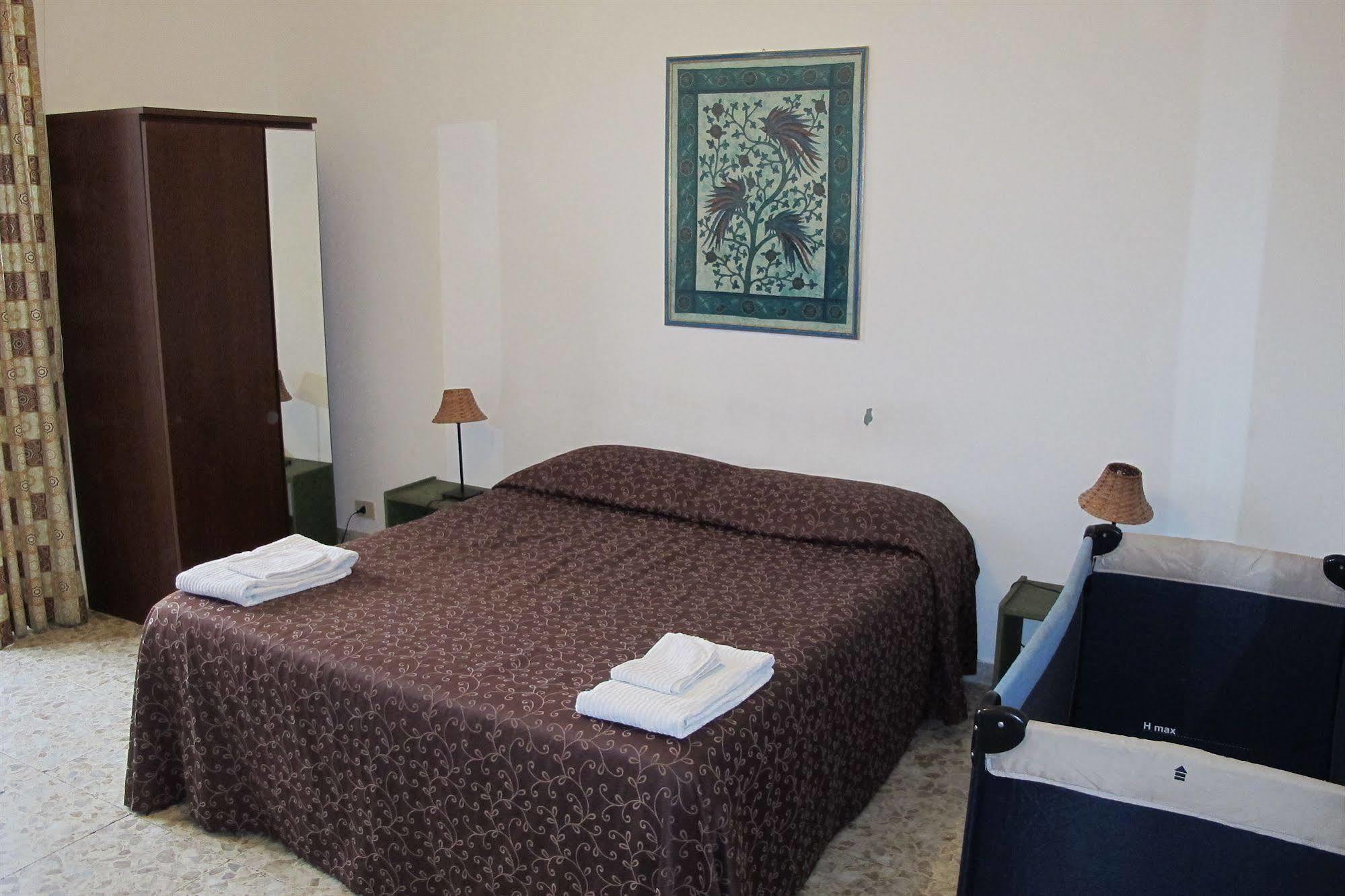 Little Italy Hotel Rome