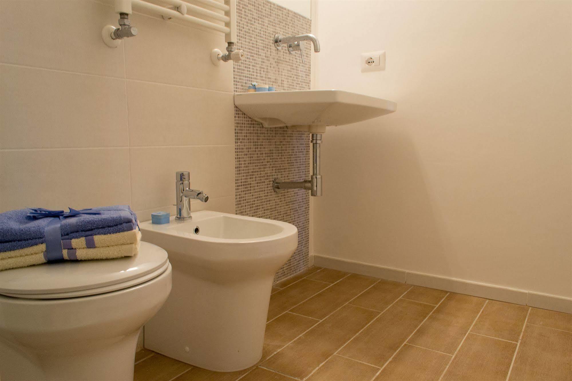Om2rome Bed & Breakfast 2*
