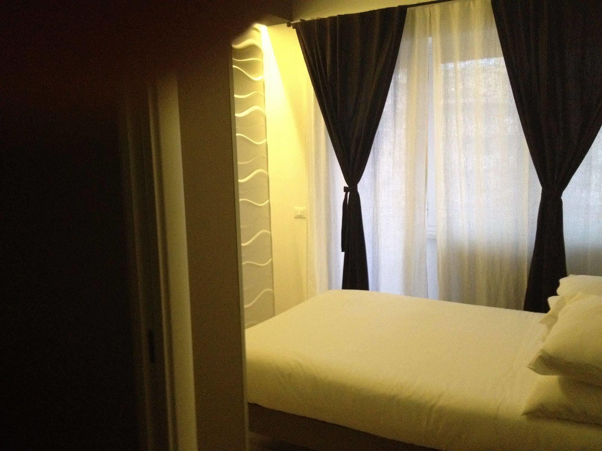 Couette-café Living 2*