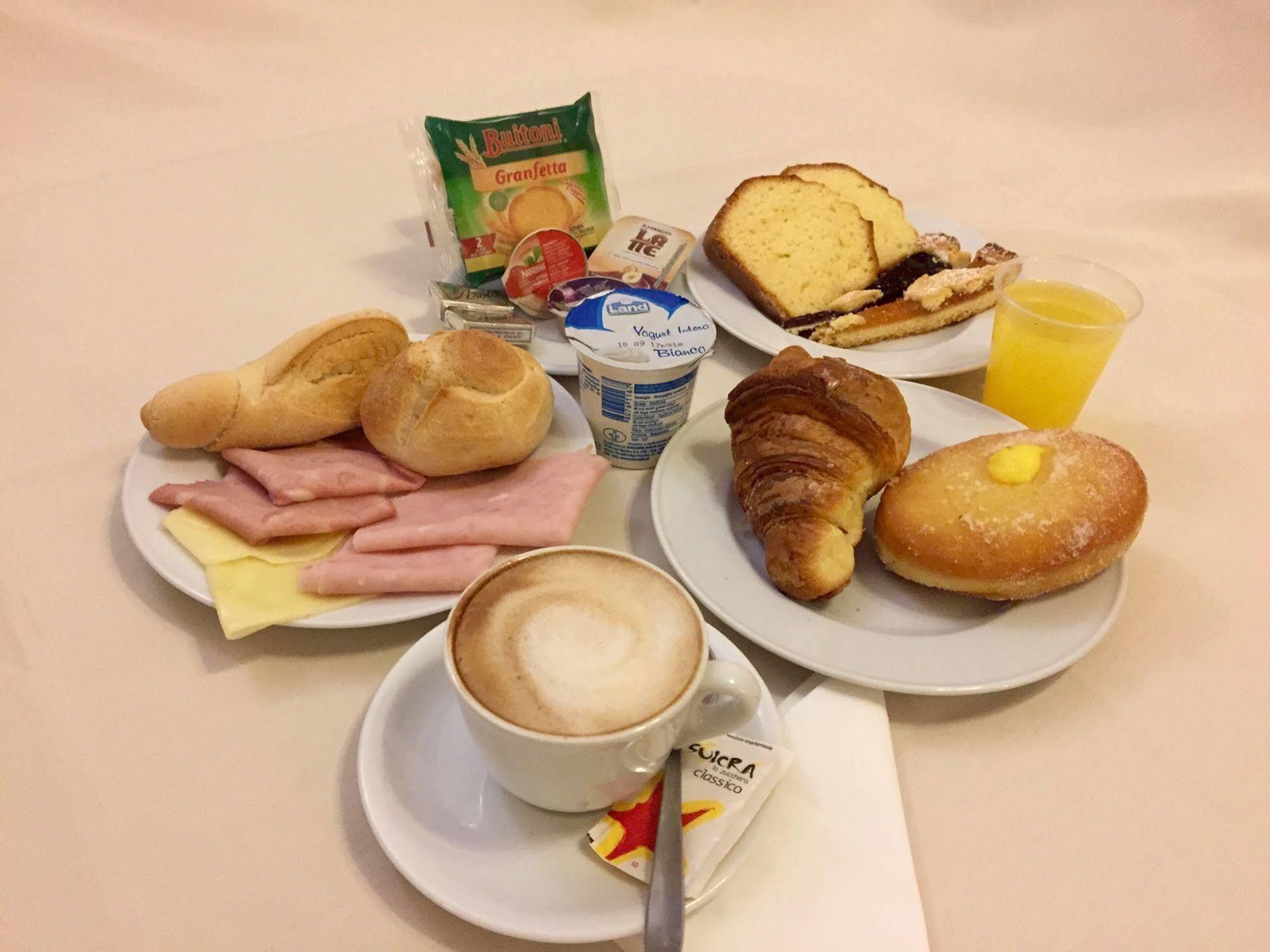 Giglio Dell'opera Hotel 3*