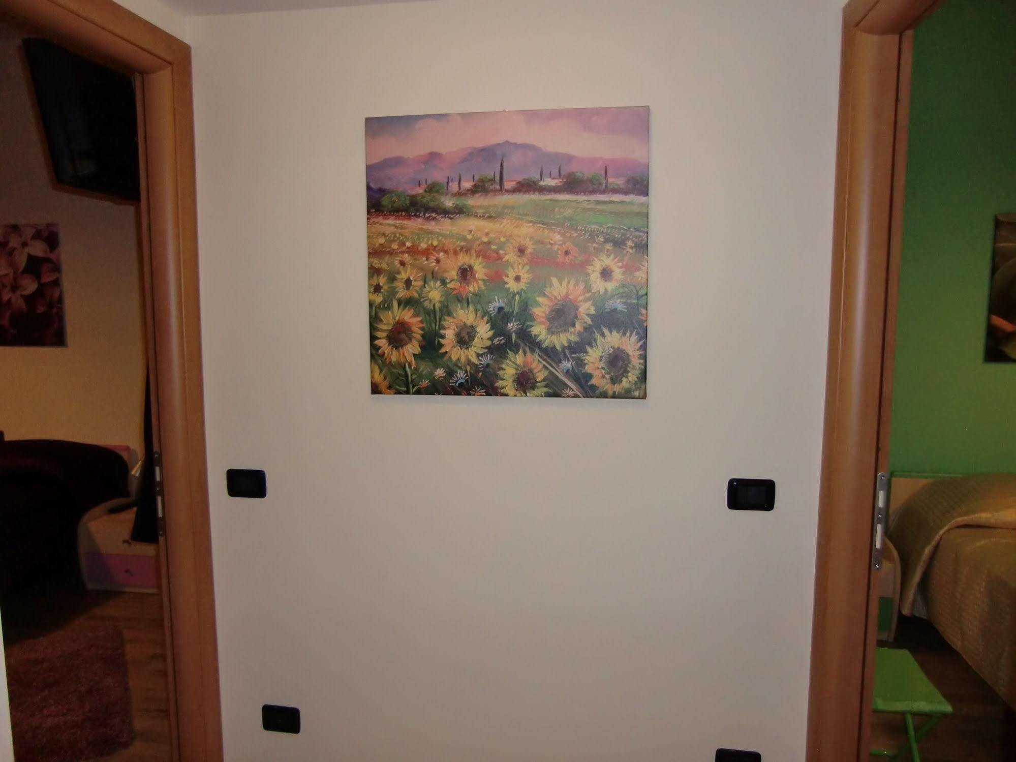 Reale House 2*