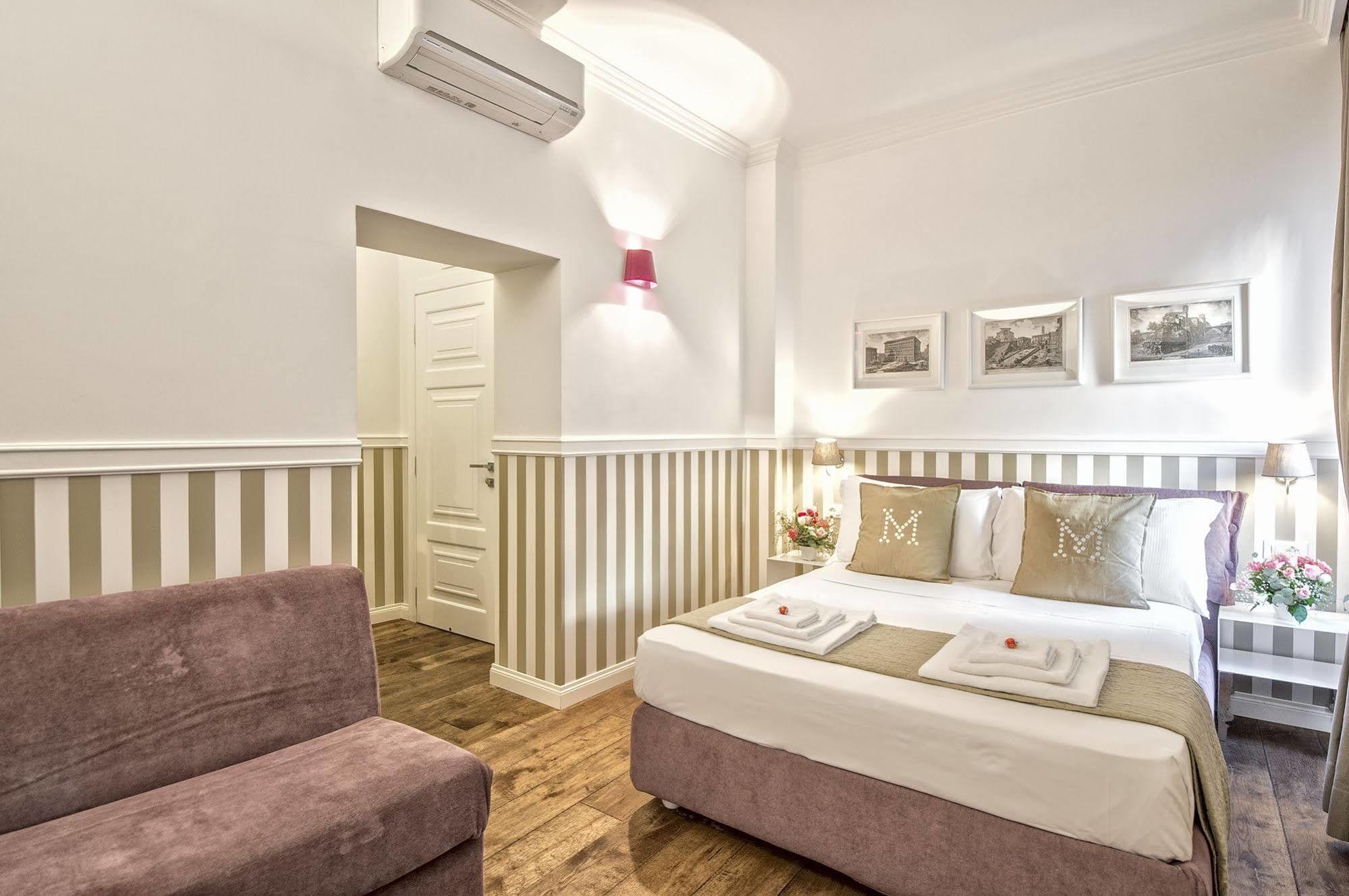 Magenta Luxury Sant'anna
