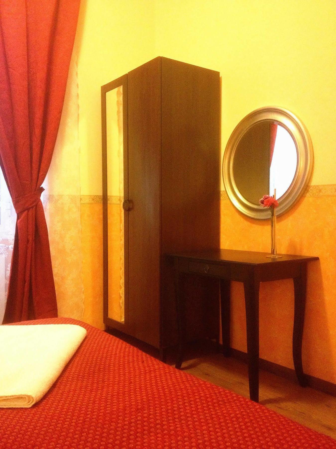 Claudia House Termini 2*