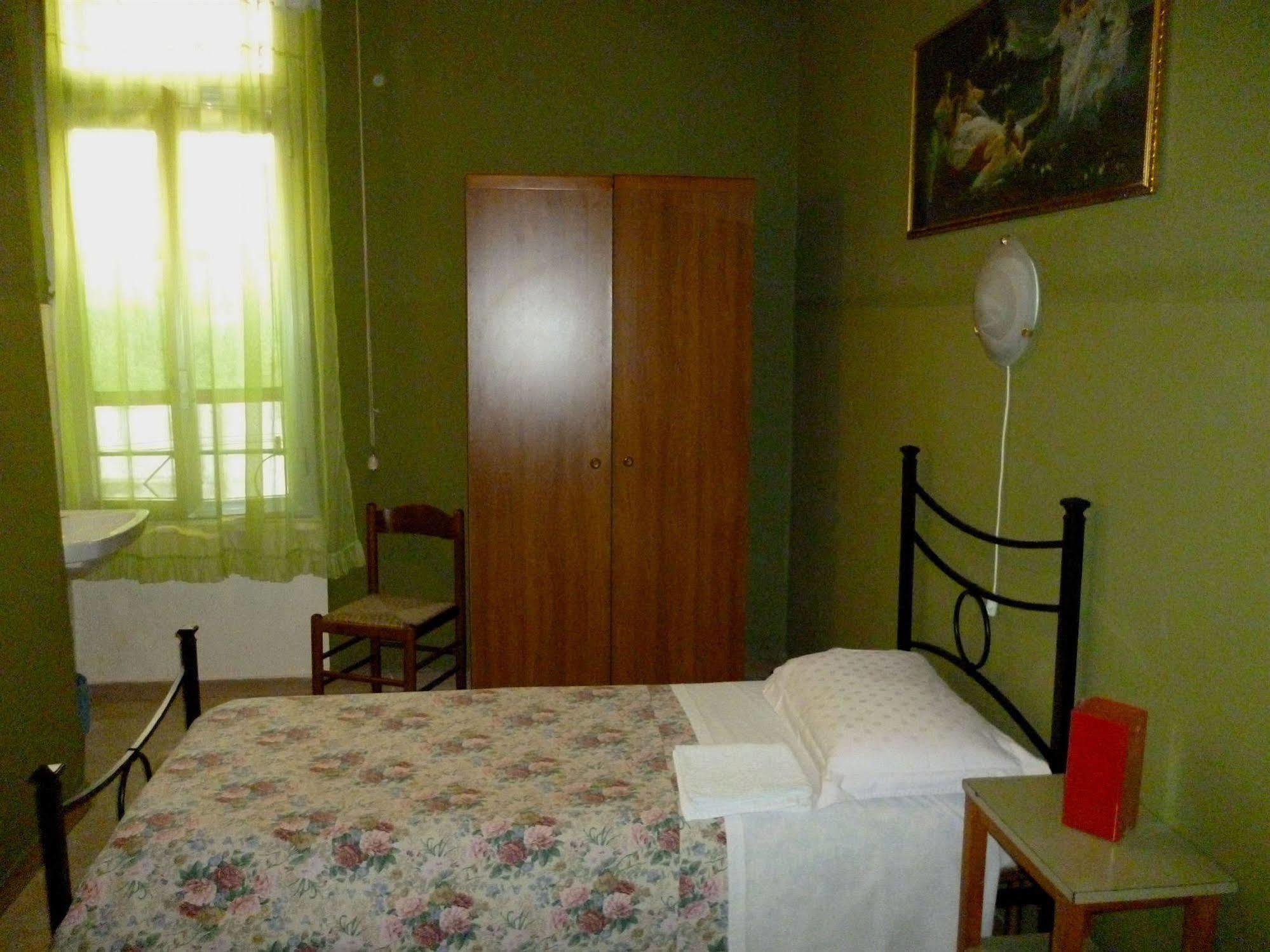 Giamaica For Girls & Ladies Only Hotel Roma