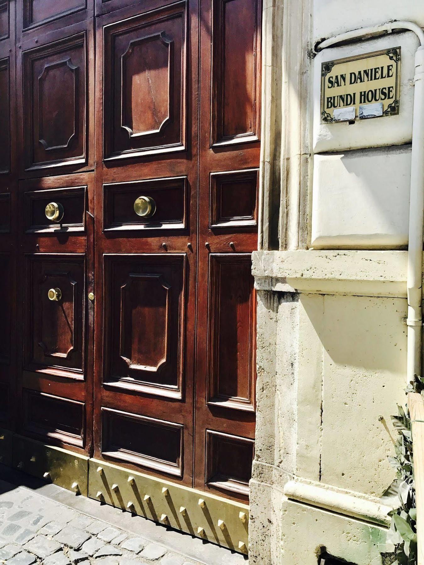 Gasthuis San Daniele Bundi House 2*