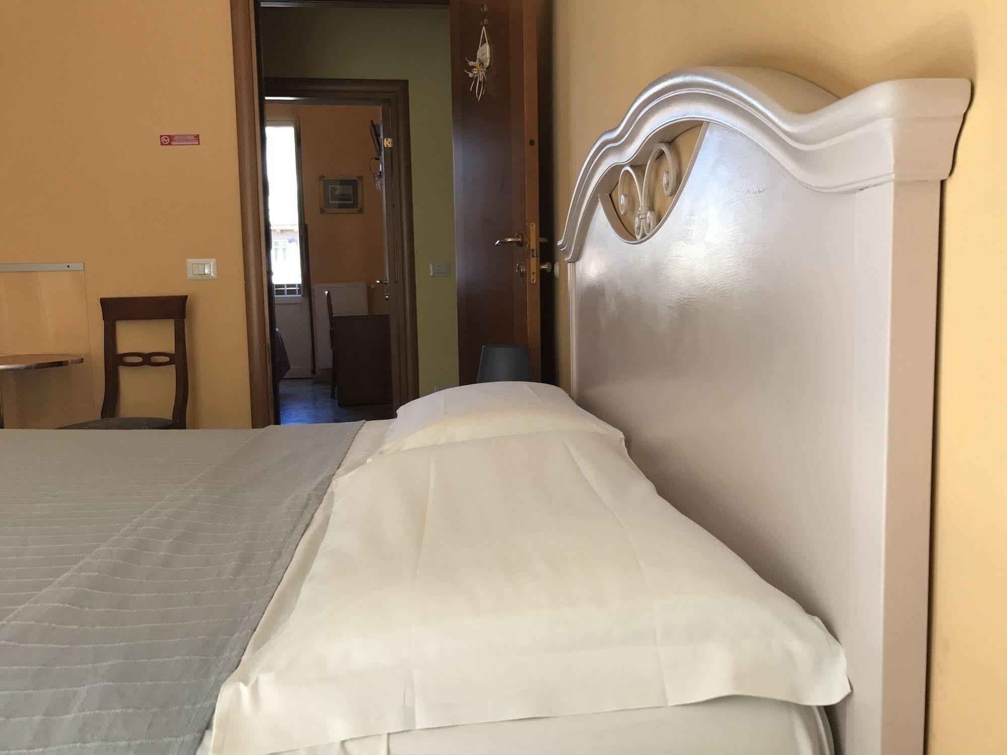 Gasthuis San Daniele Bundi House 2*