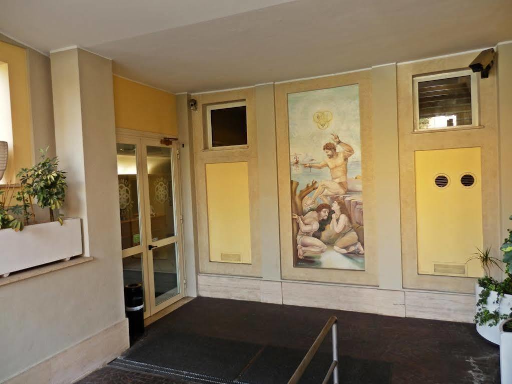 Casa Per Ferie Santa Maria Alle Fornaci 3*