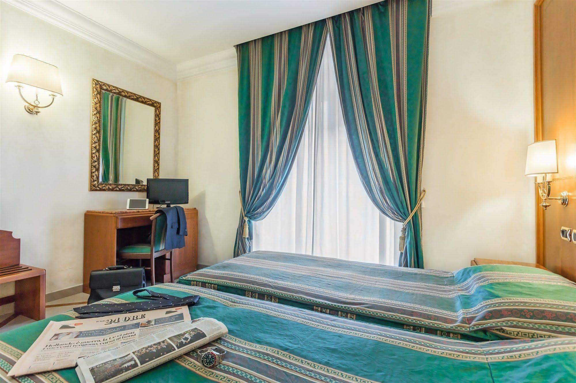 Raeli Regio Hotel Rome