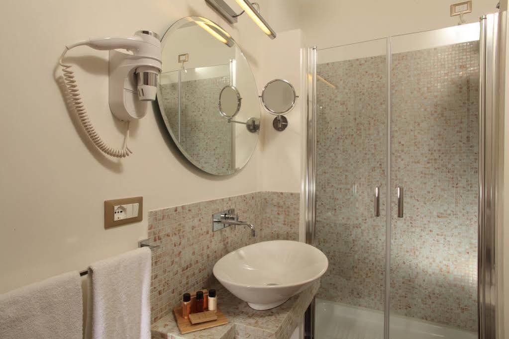 Hotel Vivaldi Luxury Rome