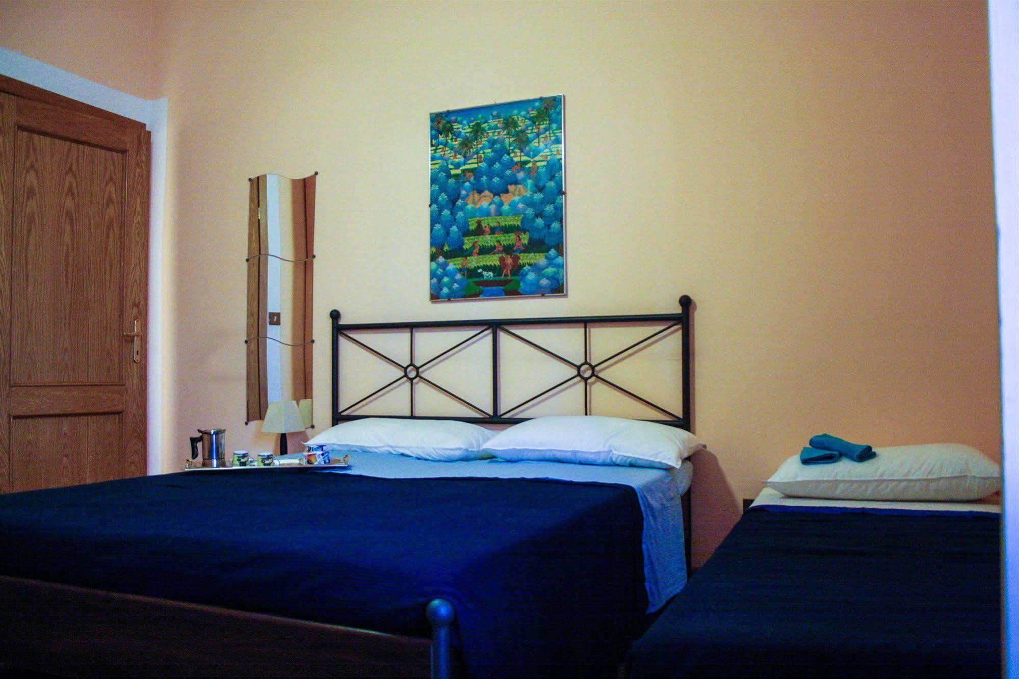 4 Season Bed & Breakfast Rome
