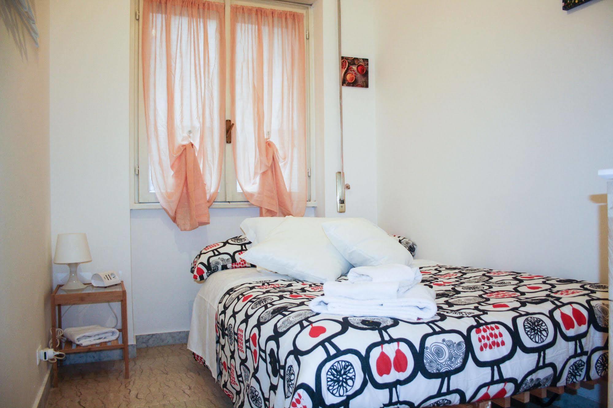 4 Season Bed & Breakfast Rome