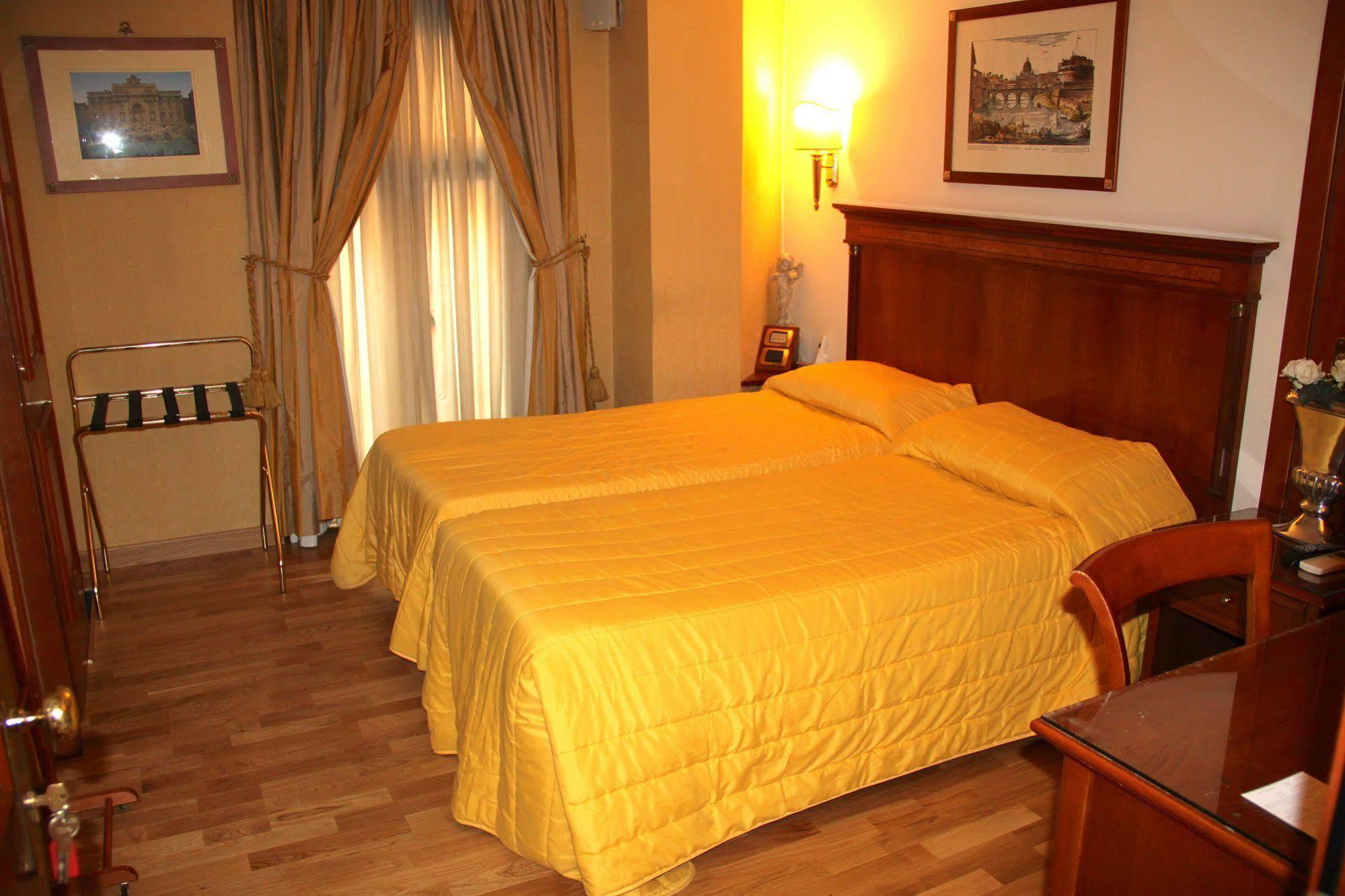 Bed & Breakfast Luxury H 2000 Rome