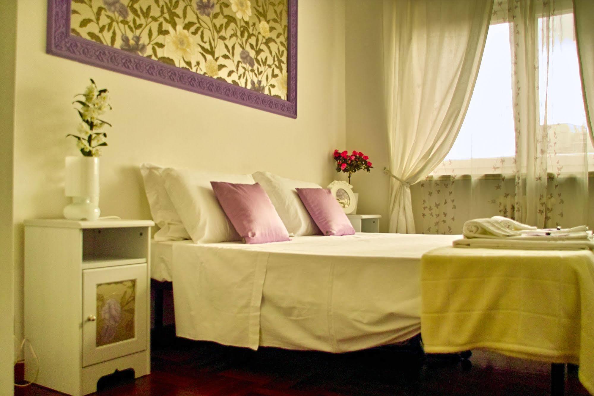 Rome&suites Bed & Breakfast 2*