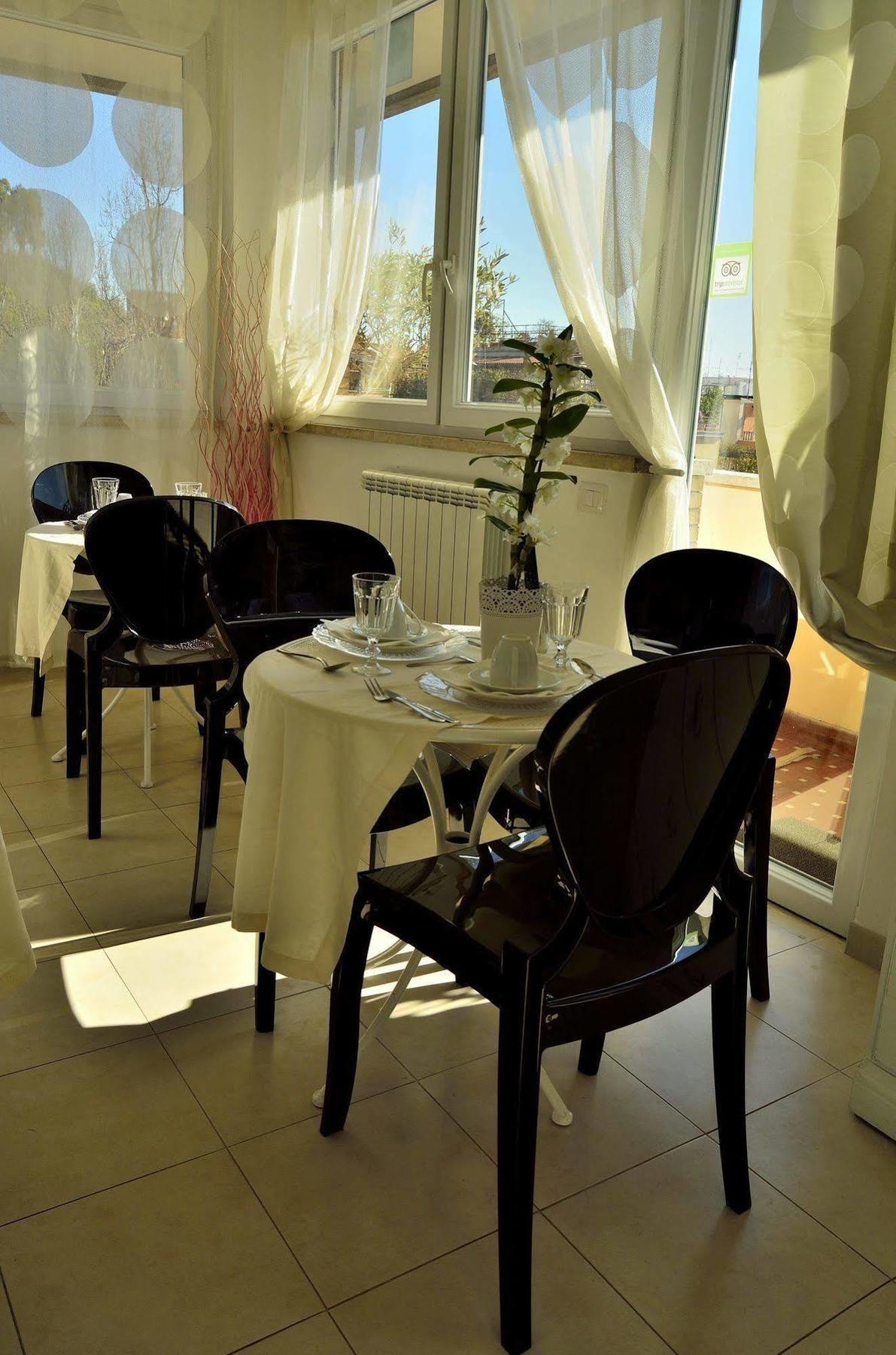 Bed & Breakfast Rome&suites 2*