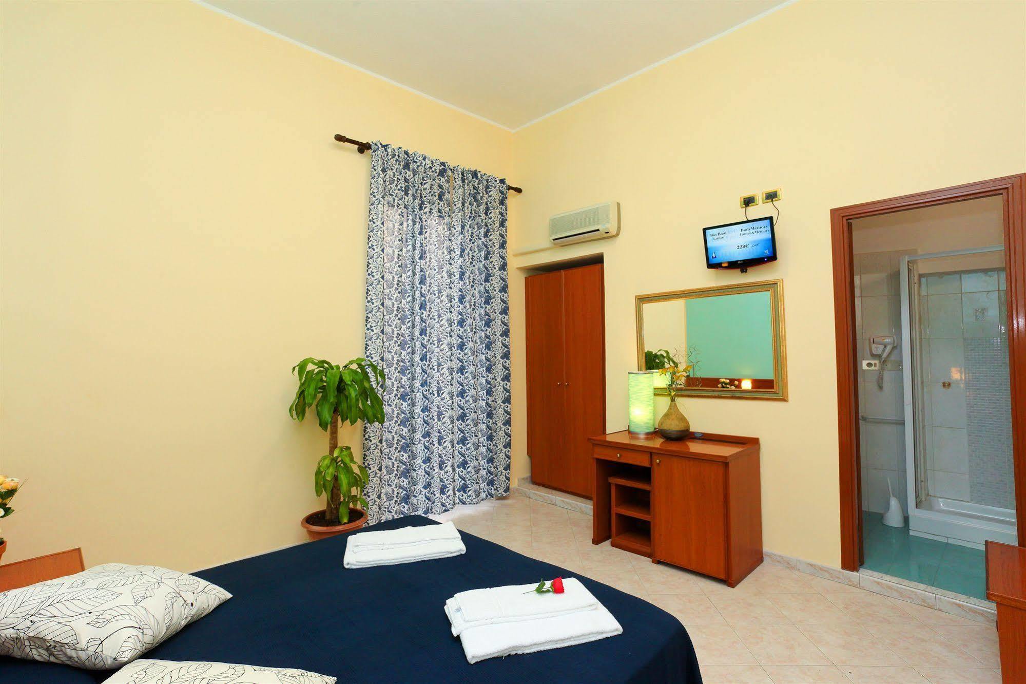 Hotel Pisa *