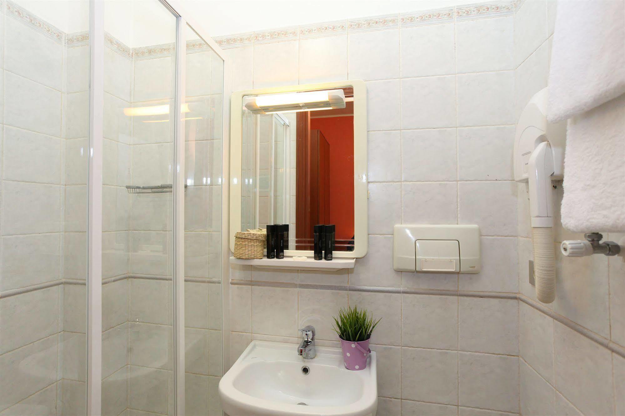 Pisa Hotel Rome