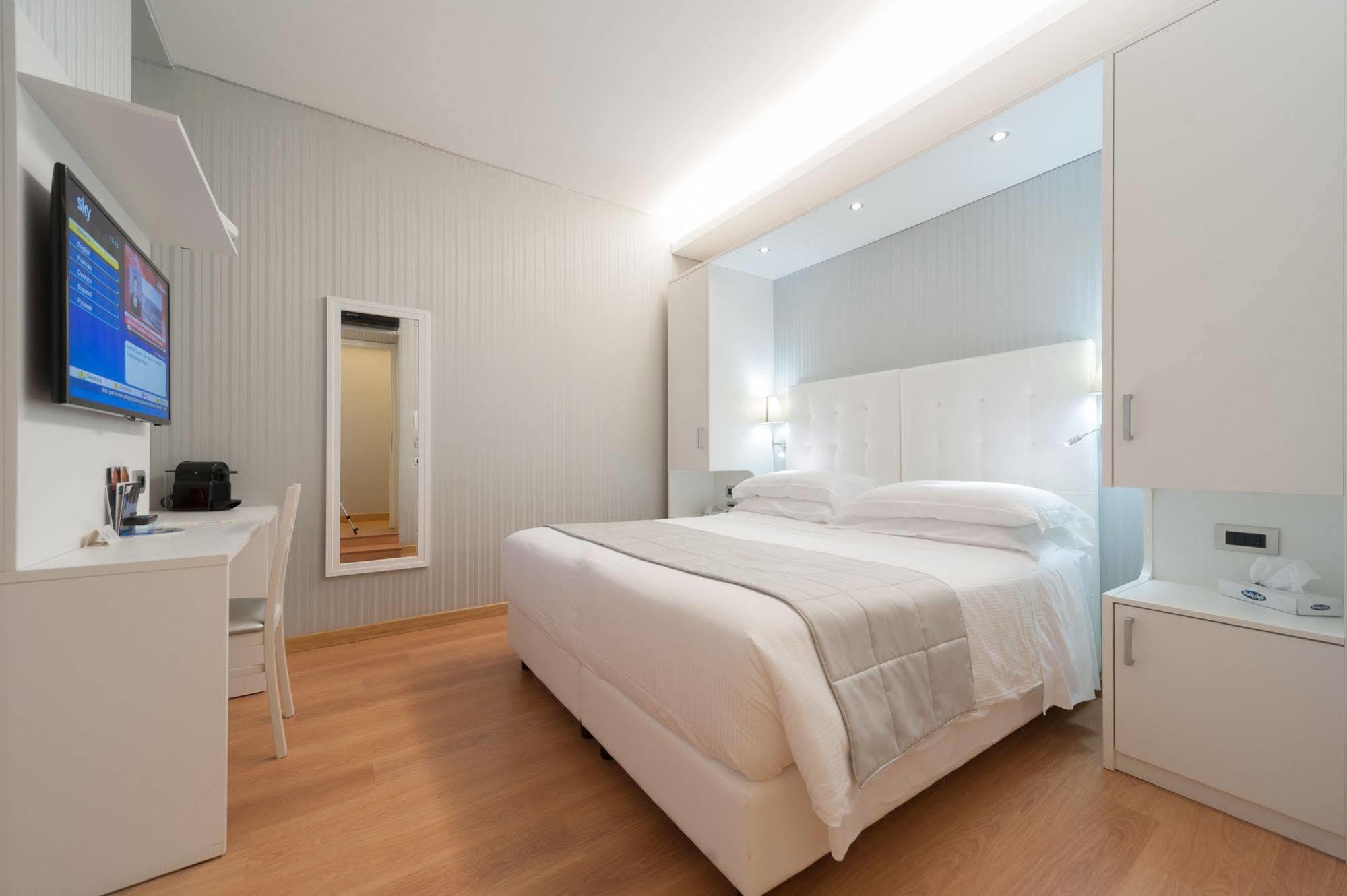 Hotel Trevi 41 Rome