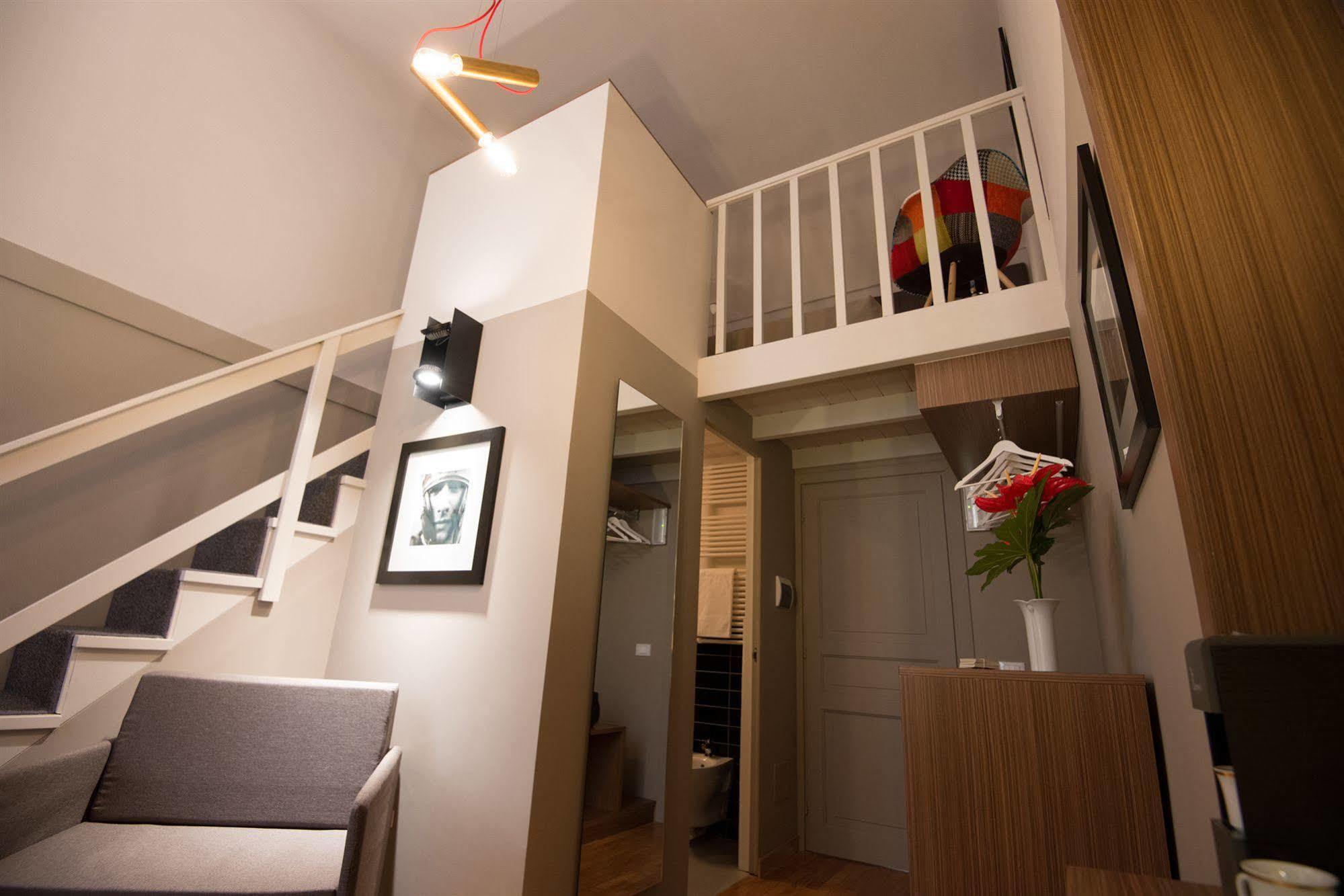 Guest house Assunta Domus 2*