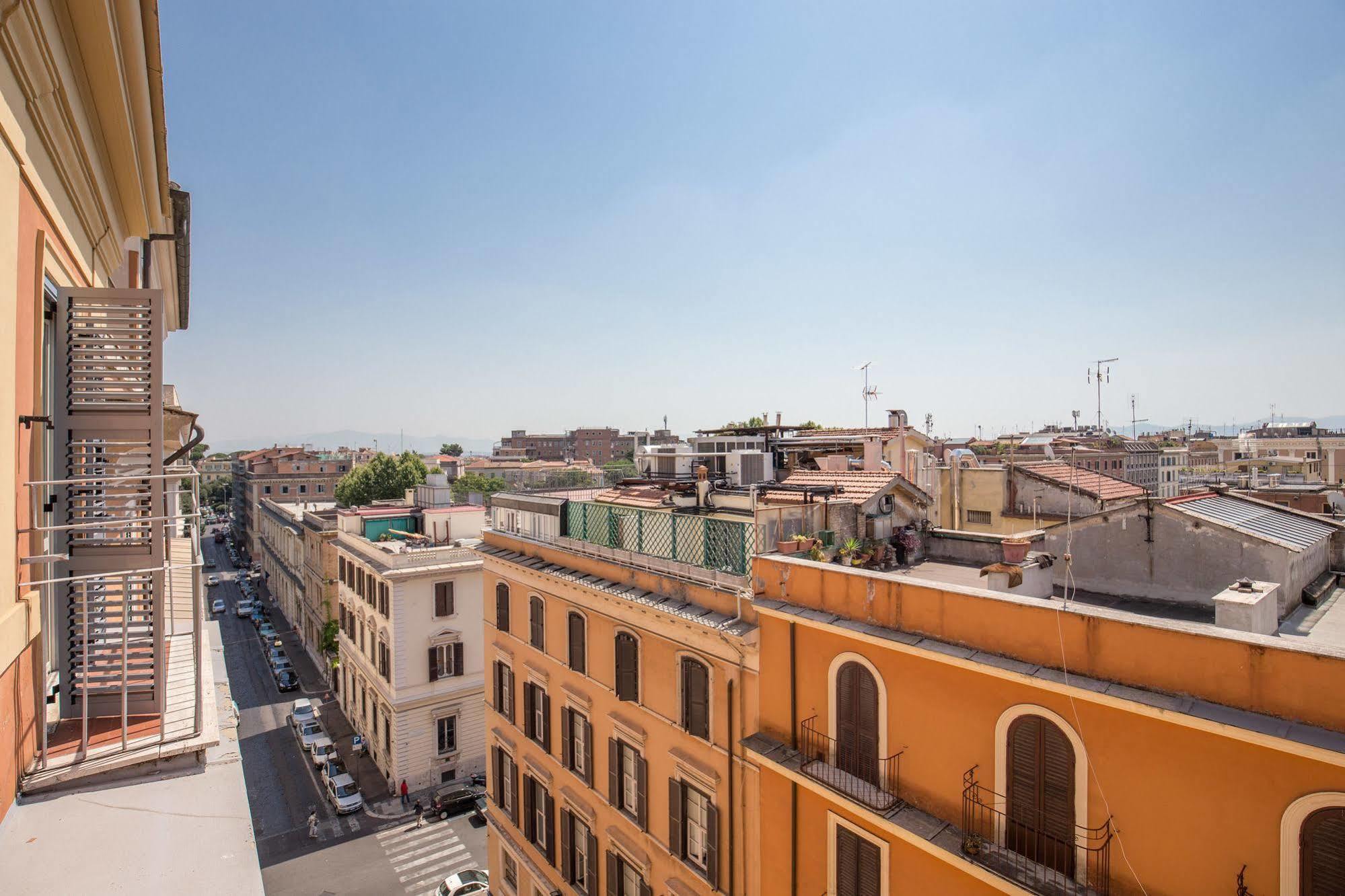 Bon Ton 3* Roma