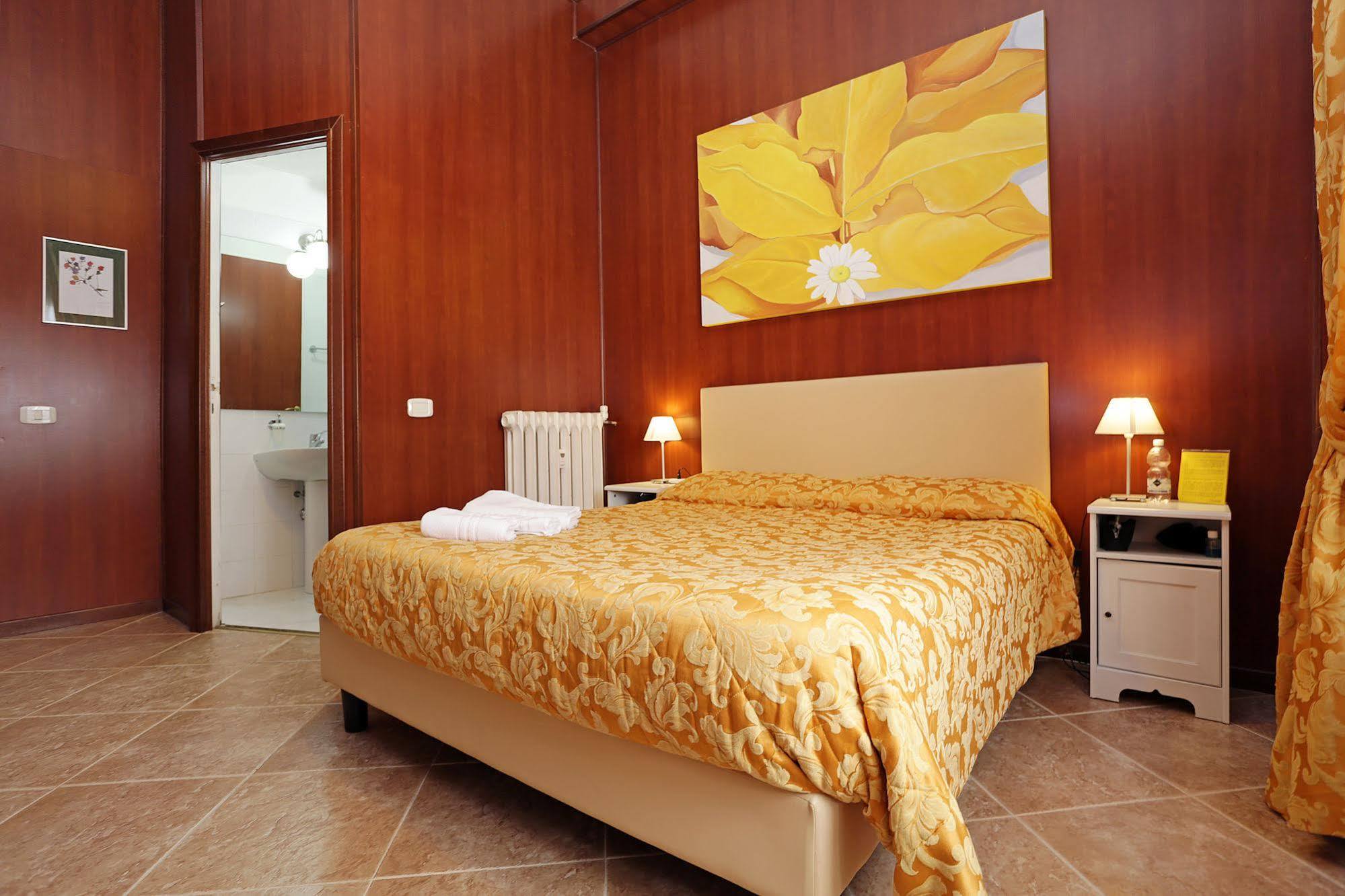 Houspitality Flowers Roma