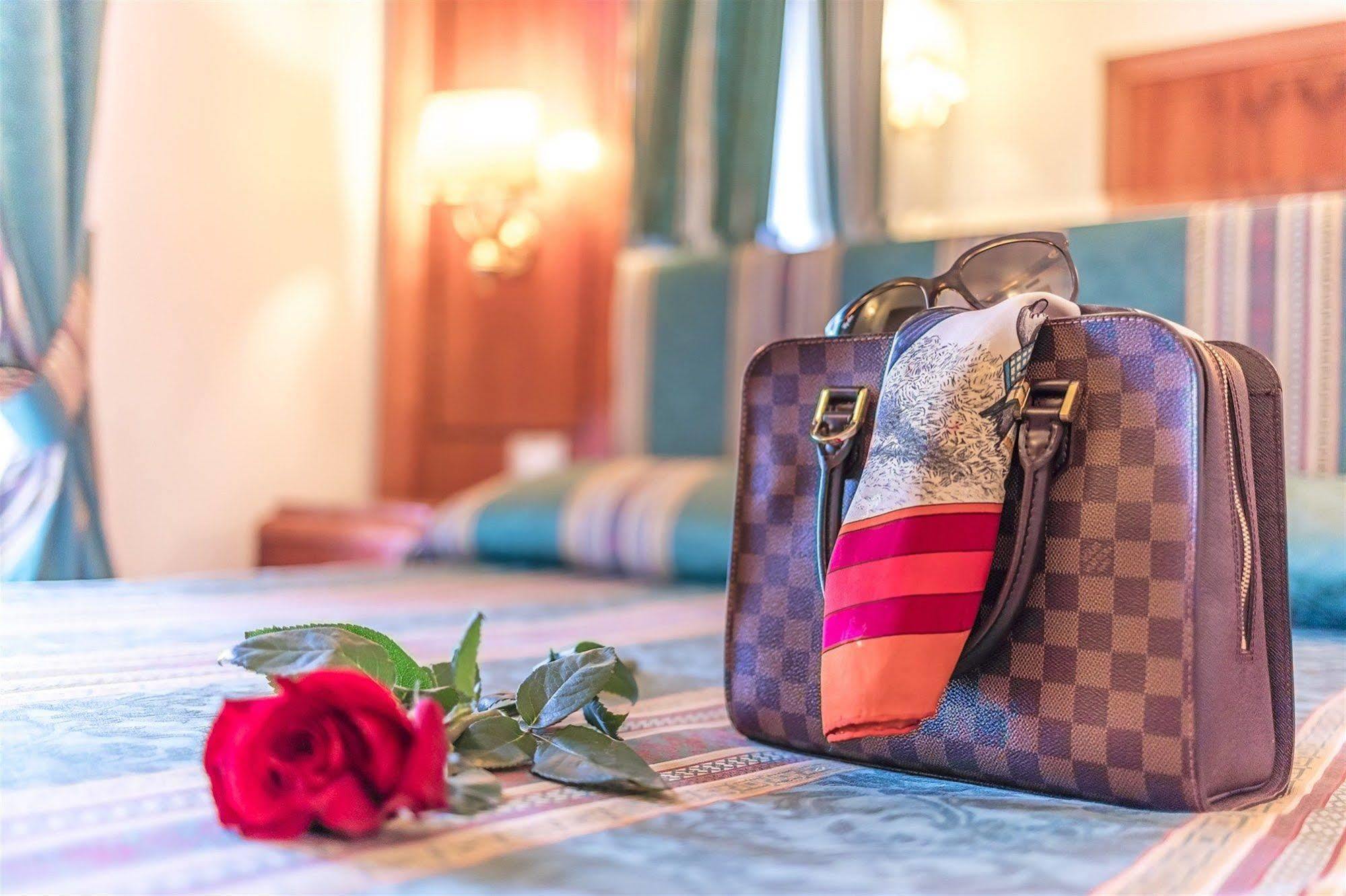 Raeli Lux Hotel 4*