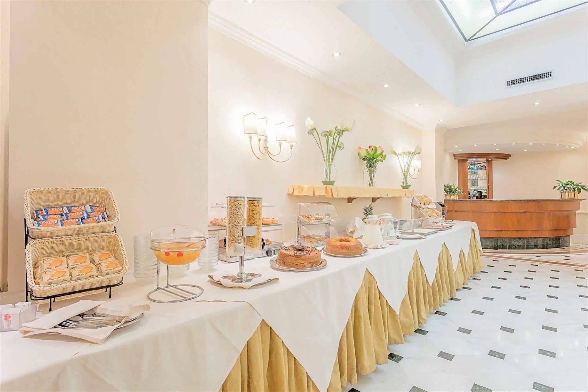 Hotel Raeli Luce 4*
