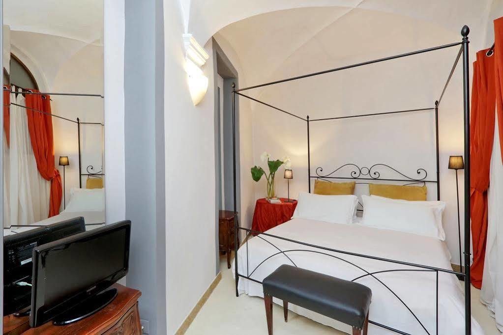 Sangallo * Roma