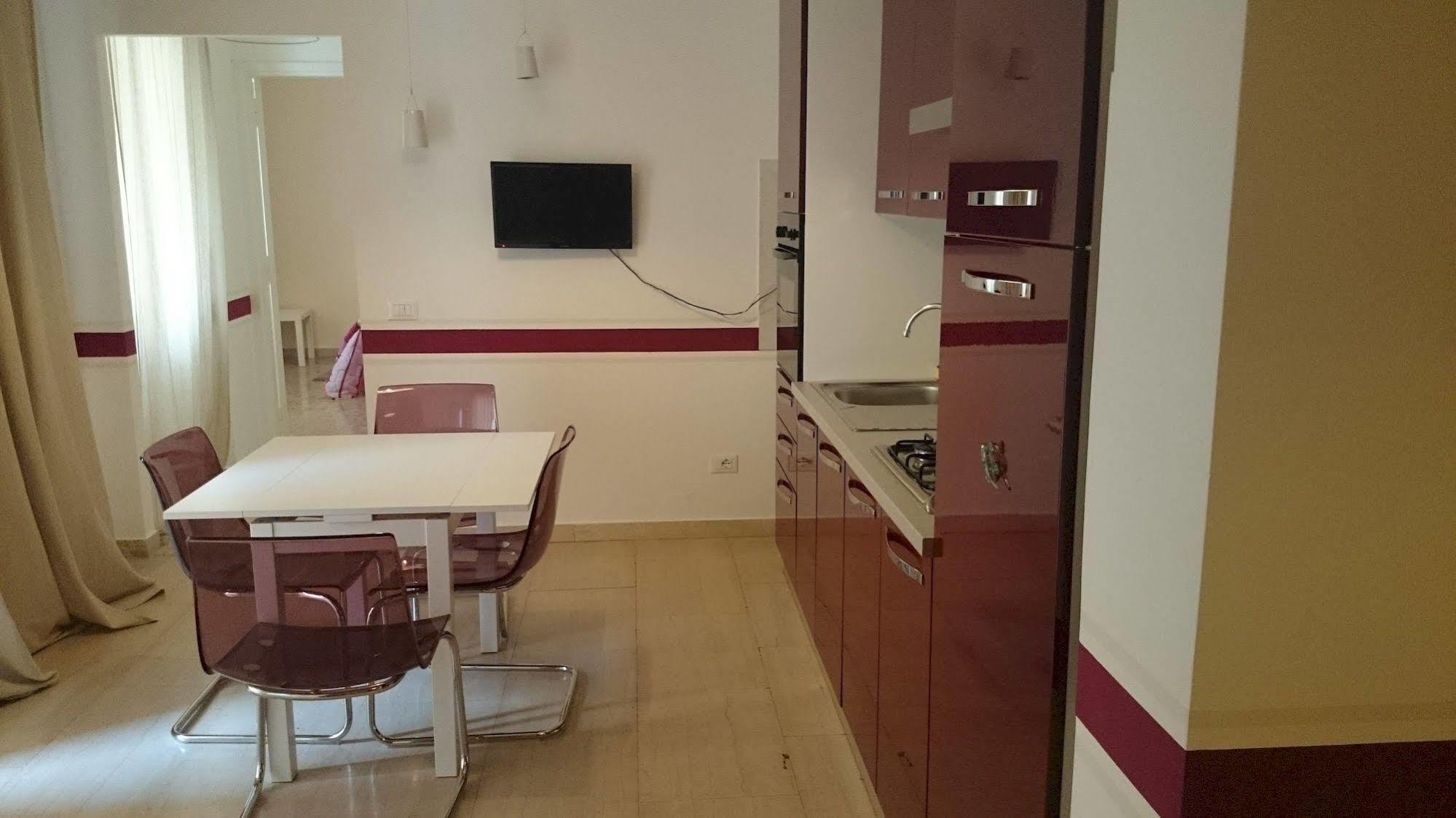 Aparthotel Iron Bridge Accommodation
