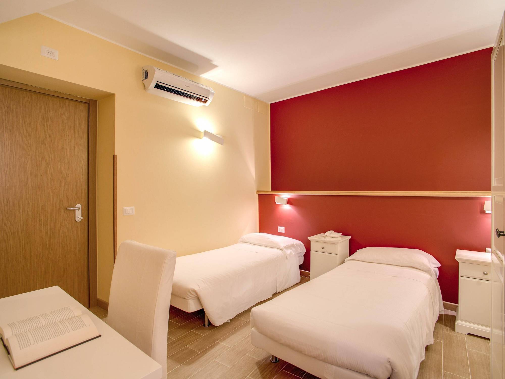 Floor Navona Guest house Rome