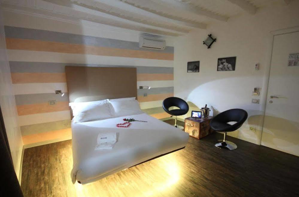 Gasthuis Irooms - Spanish Steps Rome