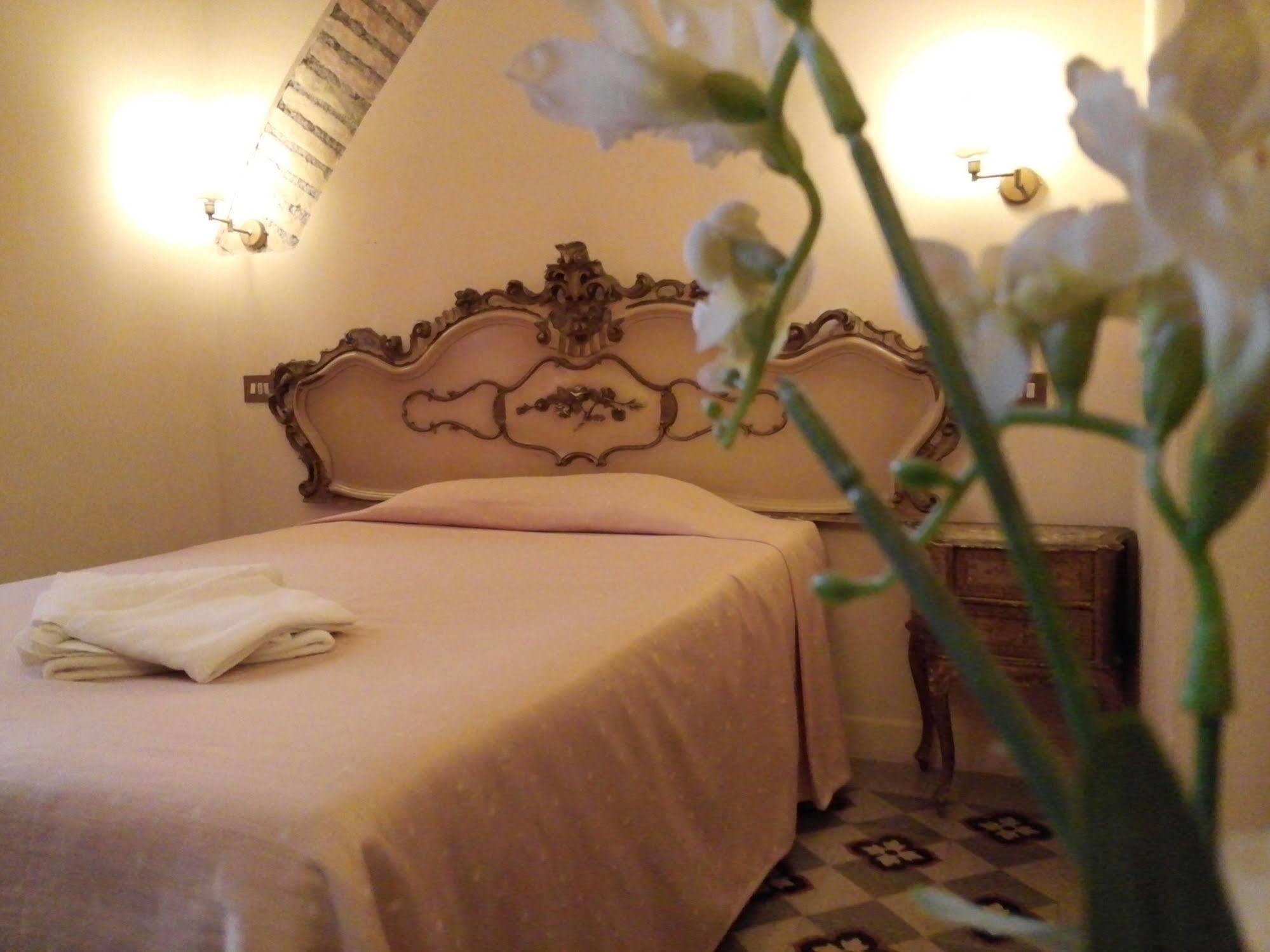 Maison De Marta Guest house 2*