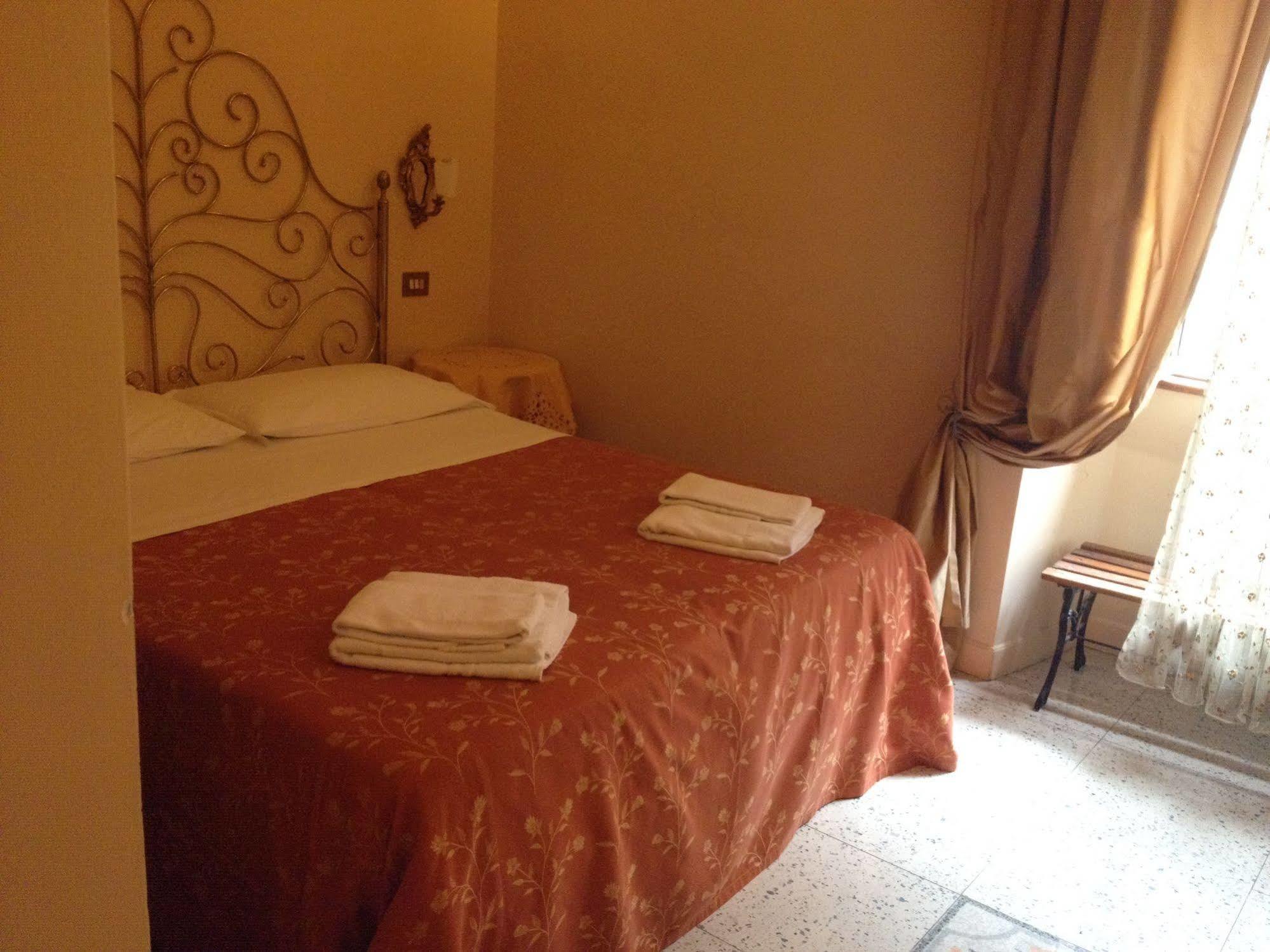 Maison De Marta Guest house