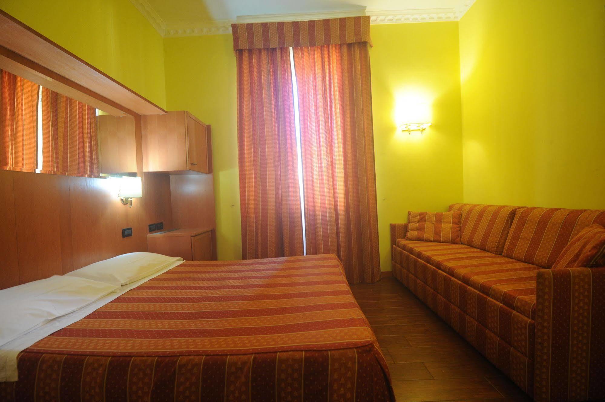 Beauty Hostel *